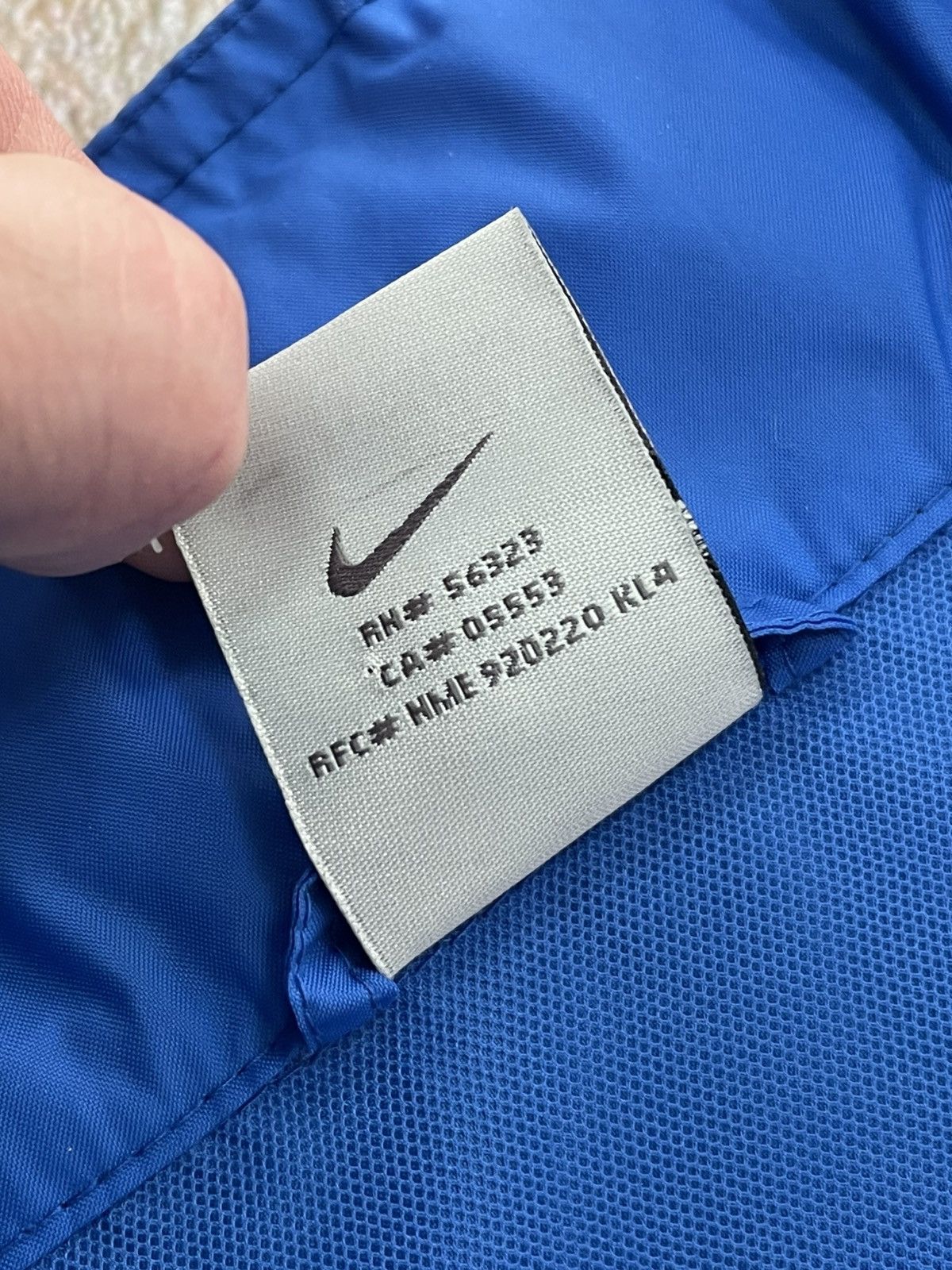 Nike Vintage Nike Nylon Light Jacket Small Logo Size US XL / EU 56 / 4 - 8 Thumbnail
