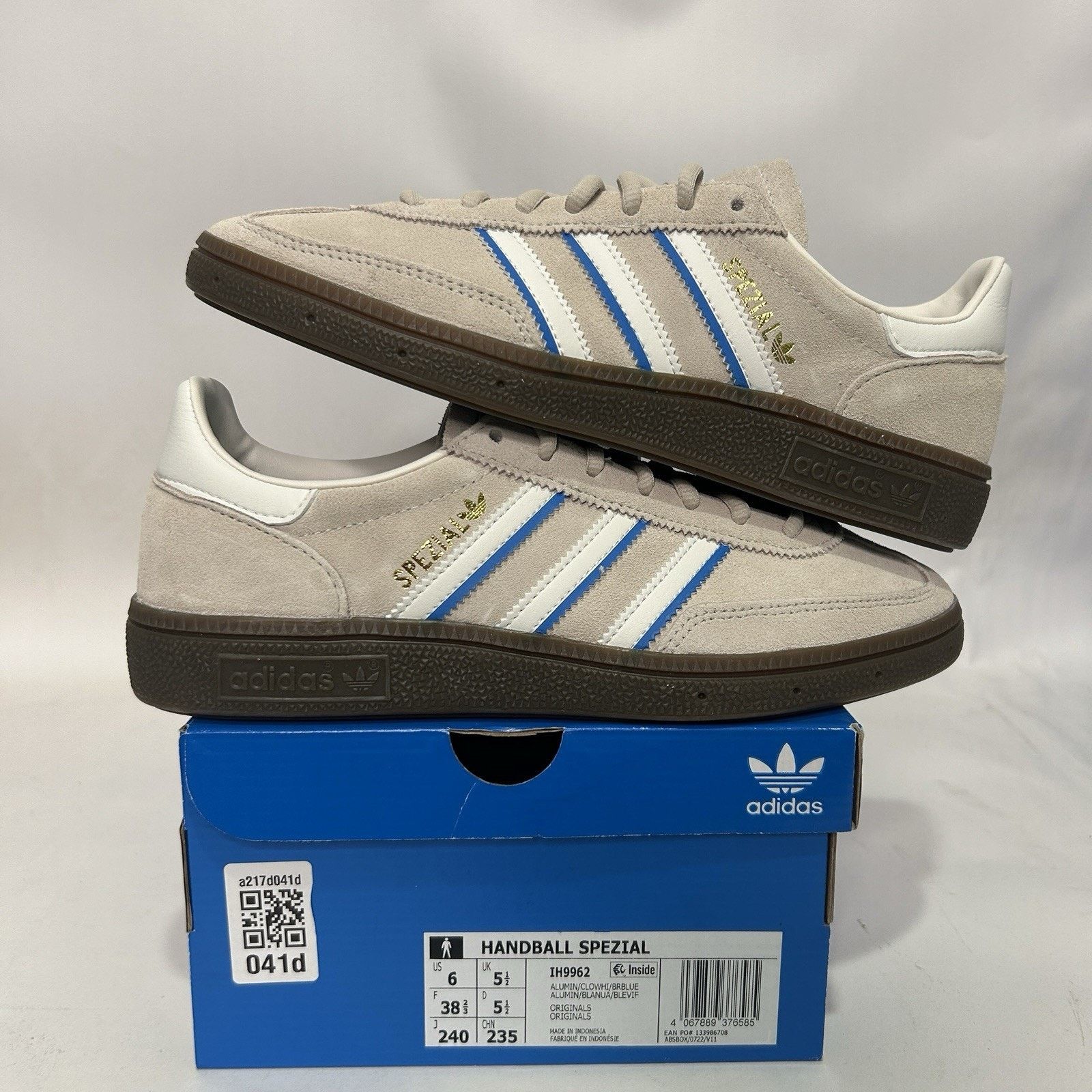 Adidas Adidas Handball Spezial “Aluminum Bright Blue” Size US 7 / IT 37 - 1 Thumbnail