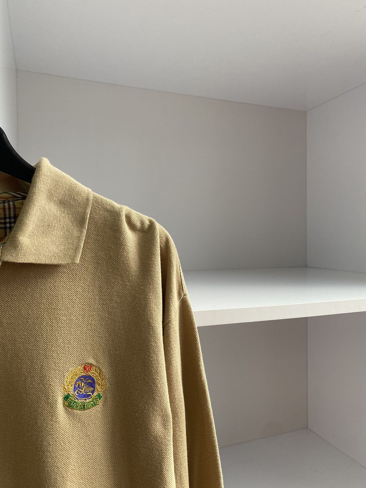Burberry × Designer × Vintage Vintage Burberry Long Sleeve Rugby Beige Shirt Size US XL / EU 56 / 4 - 6 Thumbnail