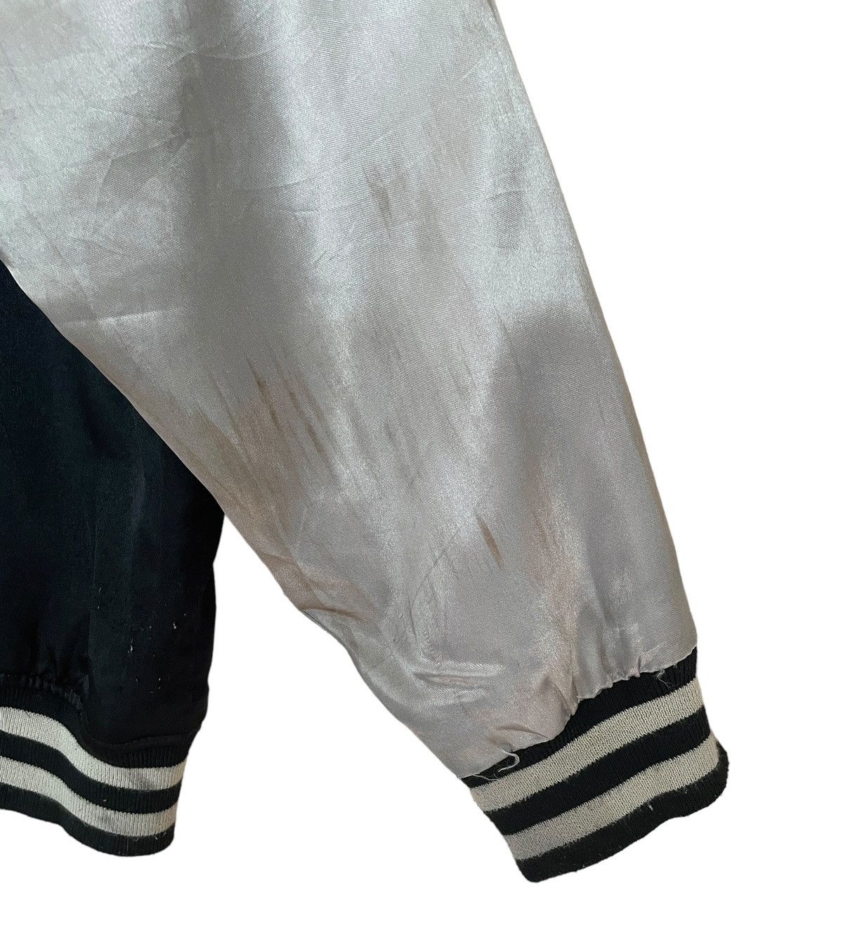 Japanese Brand Vintage Japanese Brand Sukajan Jacket 1990s Size US L / EU 52-54 / 3 - 8 Thumbnail