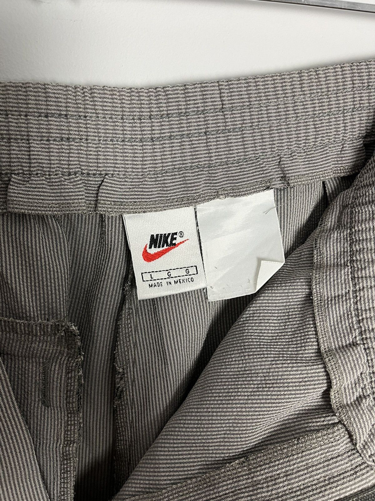 Nike RARE NIKE FACTORY DEFFECT COURT TENNIS SHORTS PANTS Size US 34 / EU 50 - 11 Thumbnail