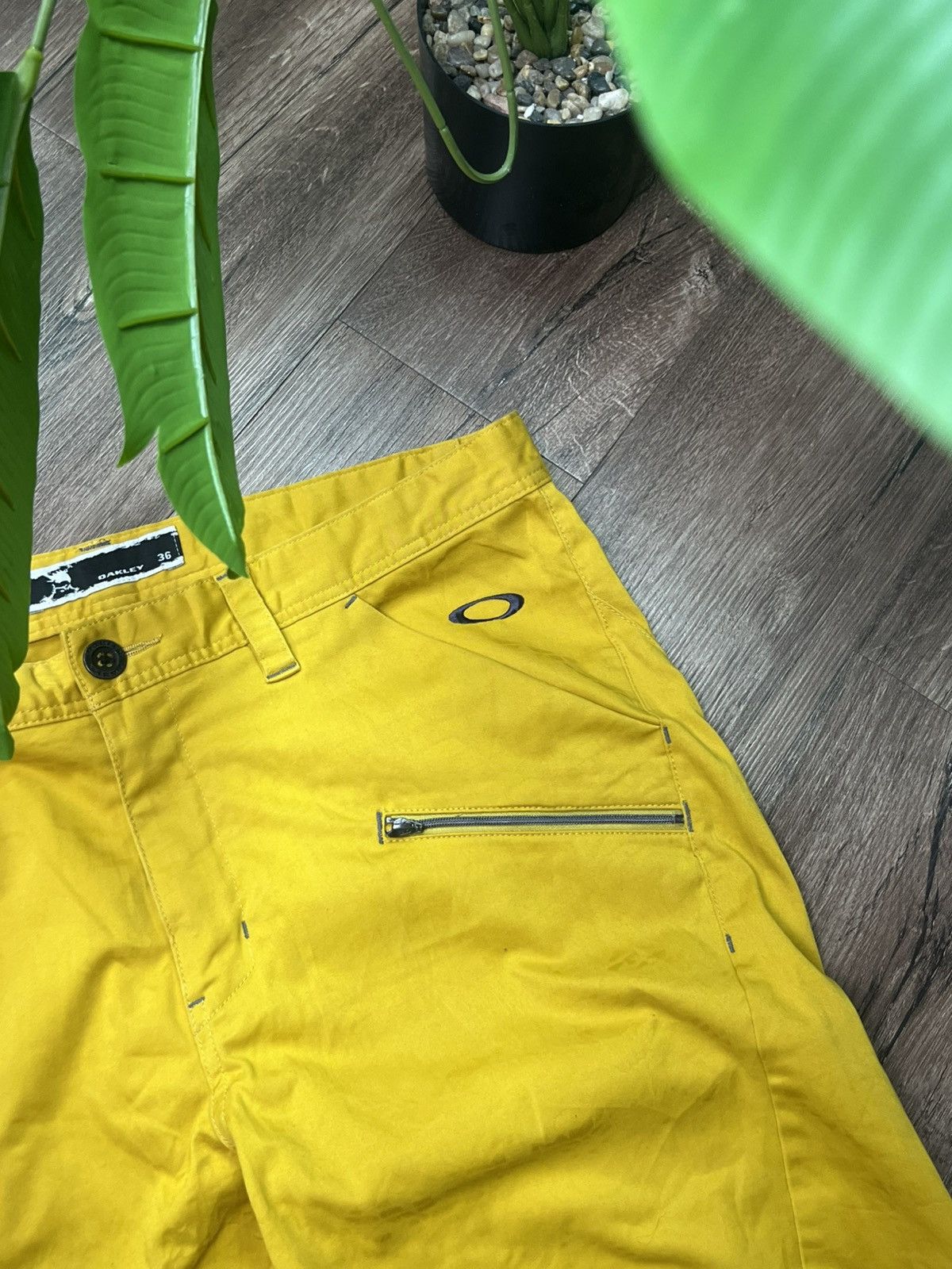 Oakley VINTAGE OAKLEY EMBROIDED HYDROLIX MONOGRAM PANTS Size US 36 / EU 52 - 10 Thumbnail