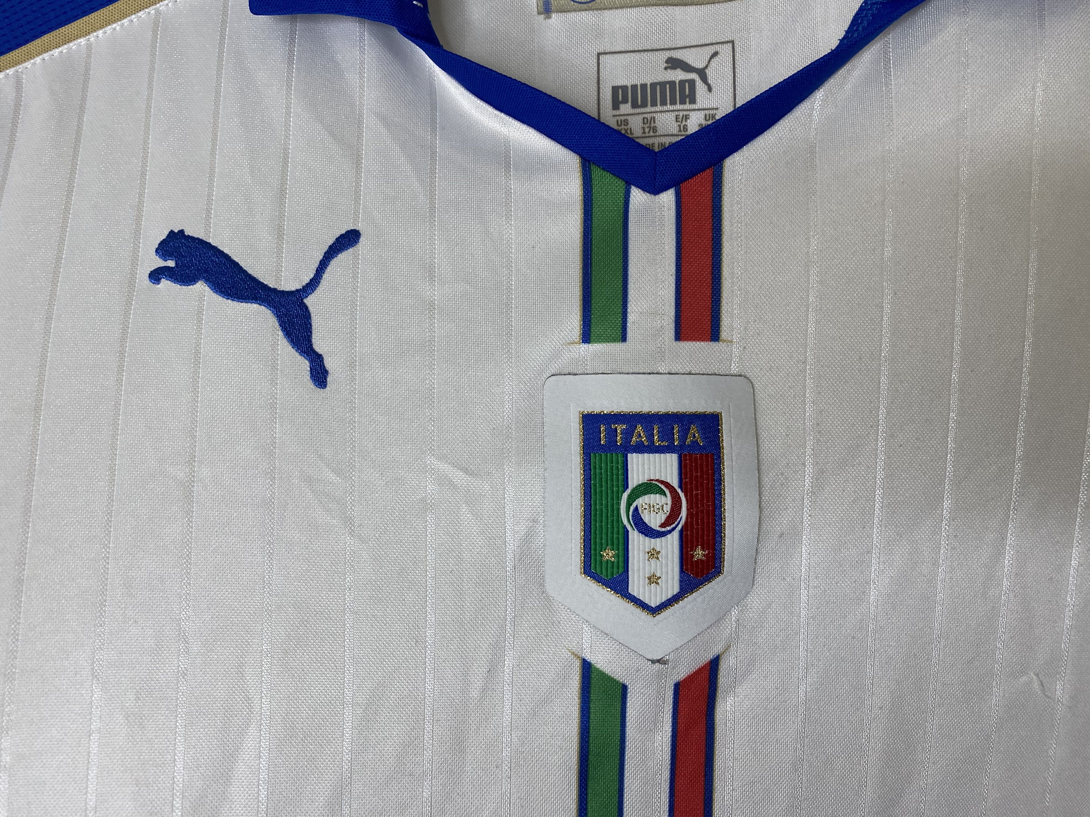 Puma ITALY TEAM 2016 2017 AWA FOOTBALL SHIRT SOCCER JERSEY Size US S / EU 44-46 / 1 - 3 Thumbnail