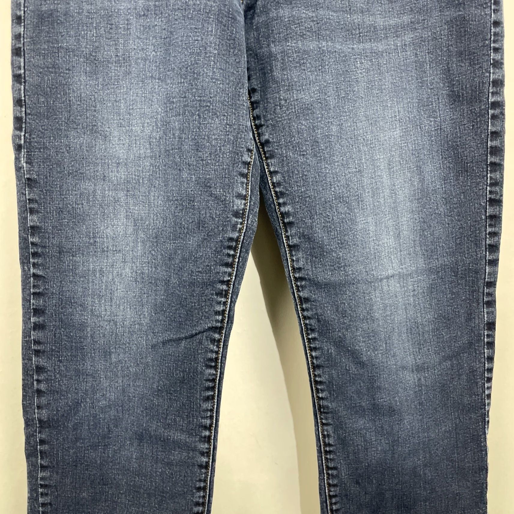 Lucky Brand Lucky Brand Men's Jeans 34x30 Blue 221 Straight Leg Denim Size US 34 / EU 50 - 5 Thumbnail