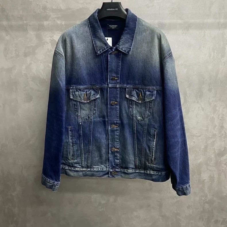 Balenciaga Balenciaga Blue city limited embroidered logo denim jacket Size US M / EU 48-50 / 2 - 1 Thumbnail