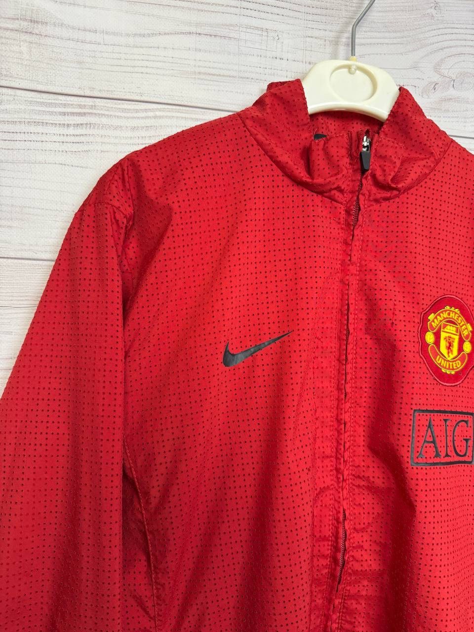Nike Vintage 00s Nike Manchester United Track Jacket Red Mens Size US L / EU 52-54 / 3 - 3 Thumbnail