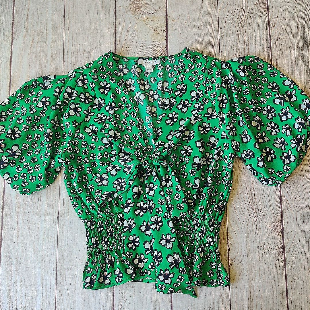 Topshop Topshop Green Tie Neck Short Sleeve Floral Top sz 2 Size XS / US 0-2 / IT 36-38 - 4 Thumbnail