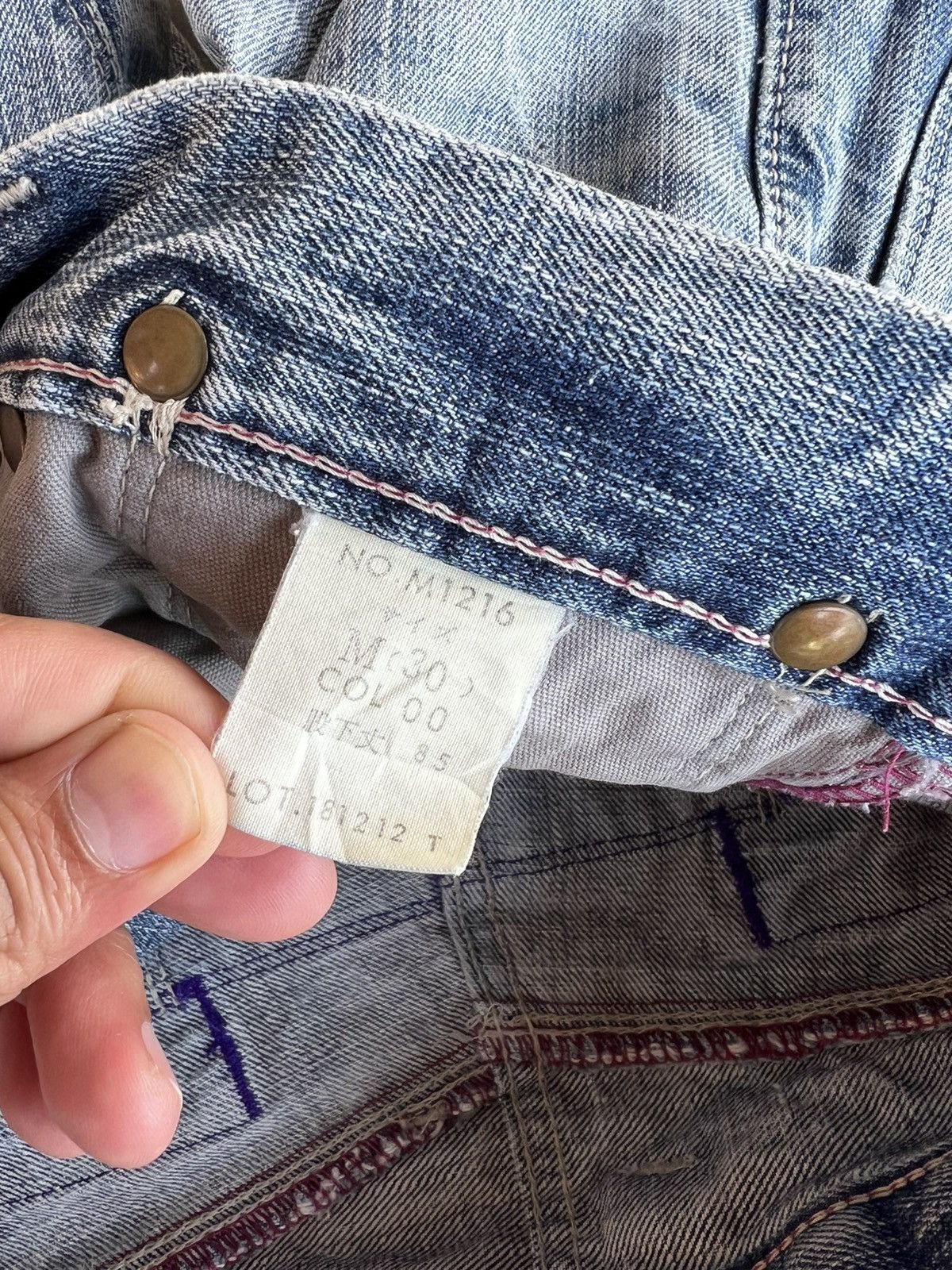 Japanese Brand 💥FLARE💥VINTAGE 90’S STYLE BLUE WAY DISTRESS JEANS VERY RARE Size US 31 - 21 Thumbnail