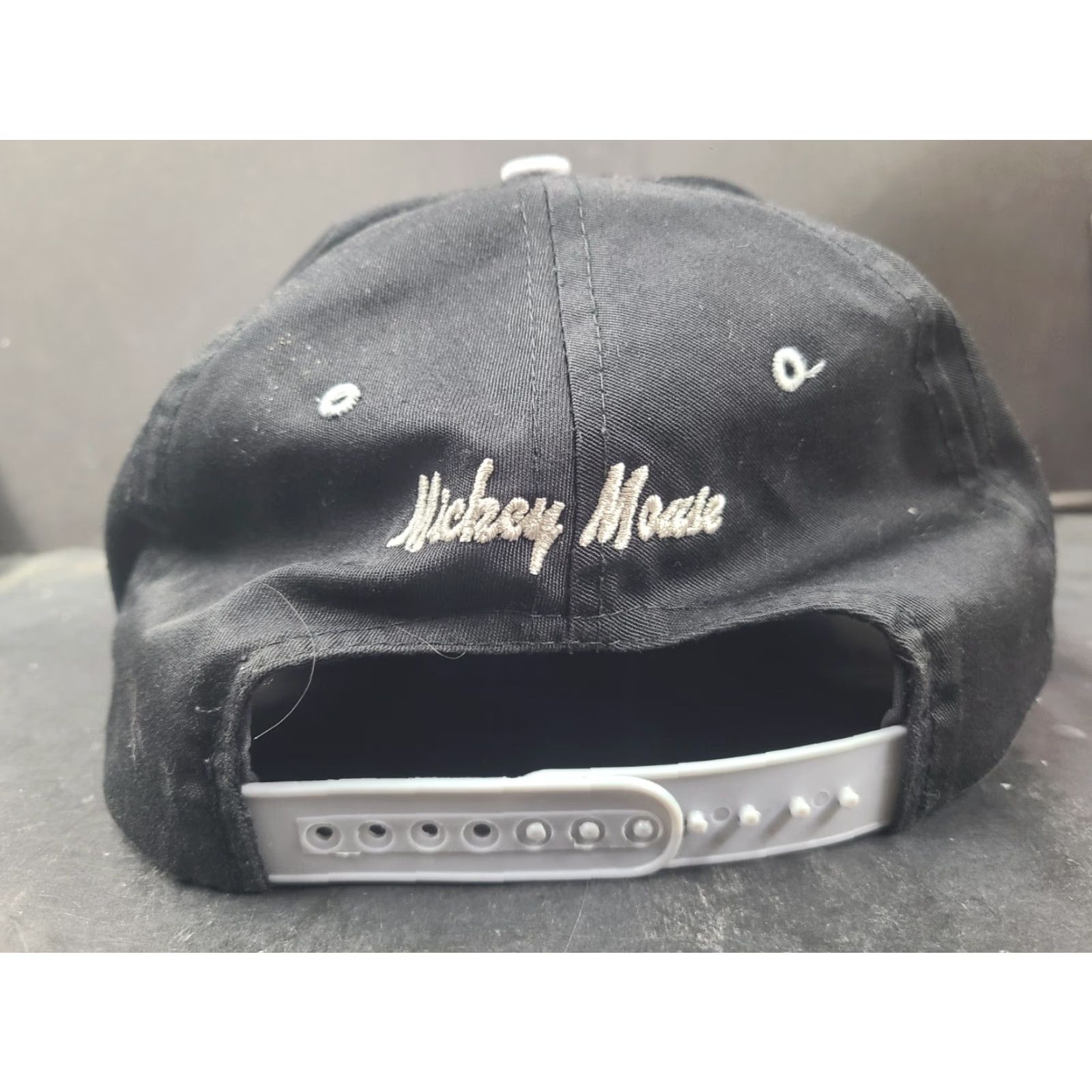 Disney VINTAGE Disney Mickey Mouse Snapback Cap Hat Men One Size Black Cotton Knit Solid Disney 90s Cartoon Accessories Mens Size ONE SIZE - 6 Thumbnail