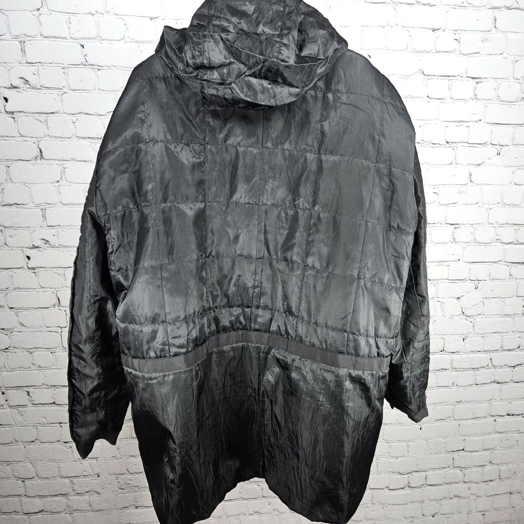 Michael Kors Michael Kors Jacket Women 2X Black Hooded Insulated Snap Zip Utility Pockets Lined Polyester Mid-Length Classic Outdoor Size XXL / US 16-18 / IT 52-54 - 7 Thumbnail