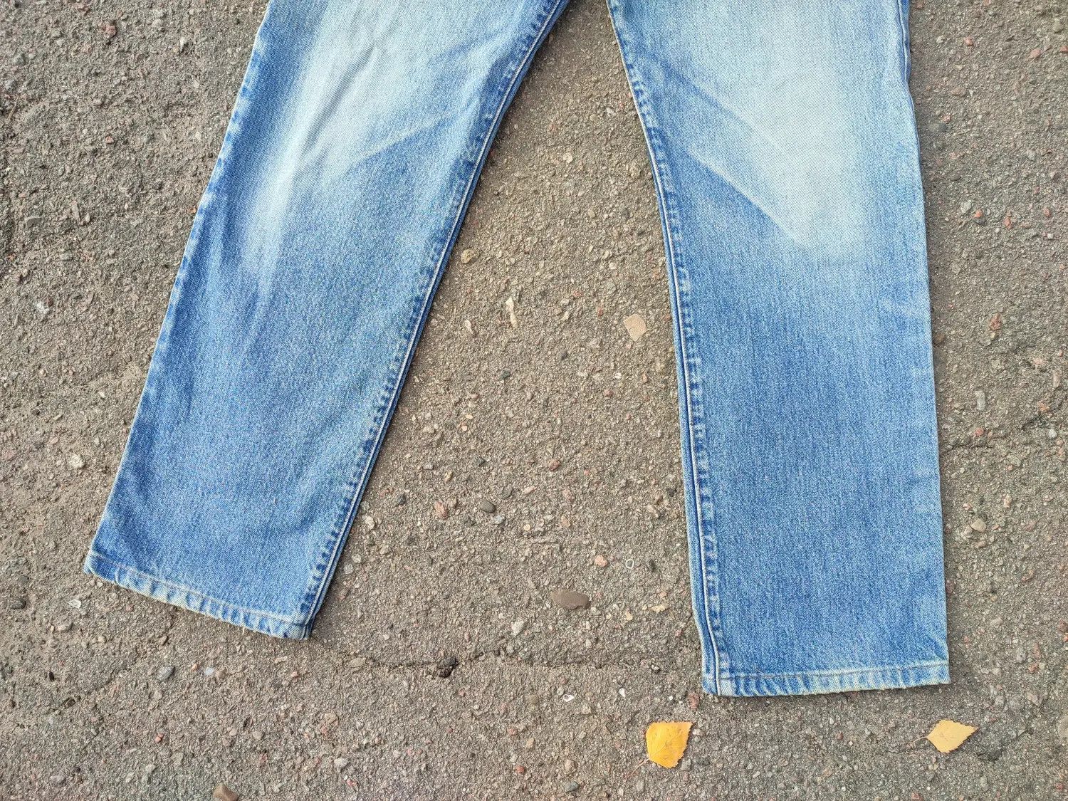 Dolce & Gabbana × Vintage Dolce & Gabbana J&ANS Vintage Blue Distressed Denim Size US 32 / EU 48 - 10 Thumbnail
