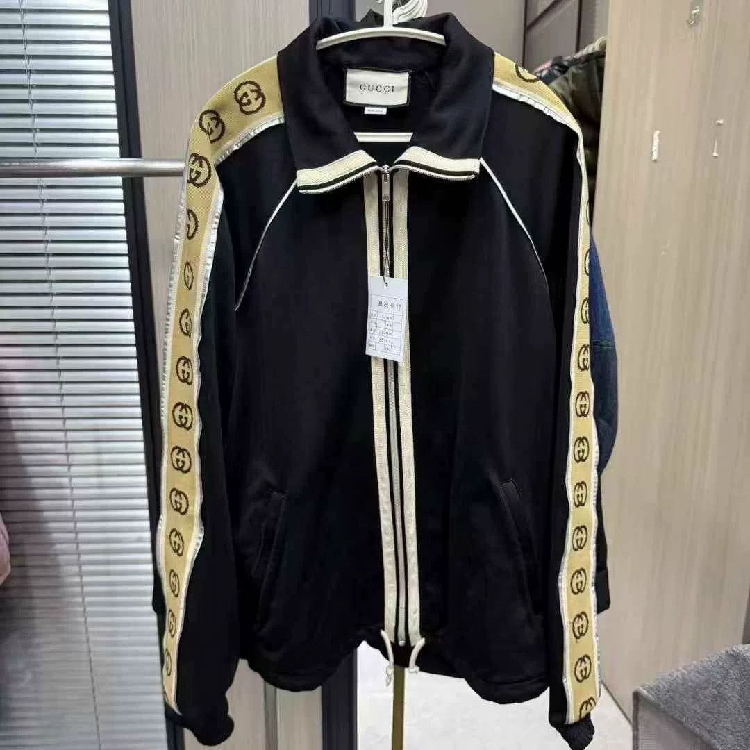Gucci Gucci Logo Stripe Jacket S Size Size US S / EU 44-46 / 1 - 1 Thumbnail
