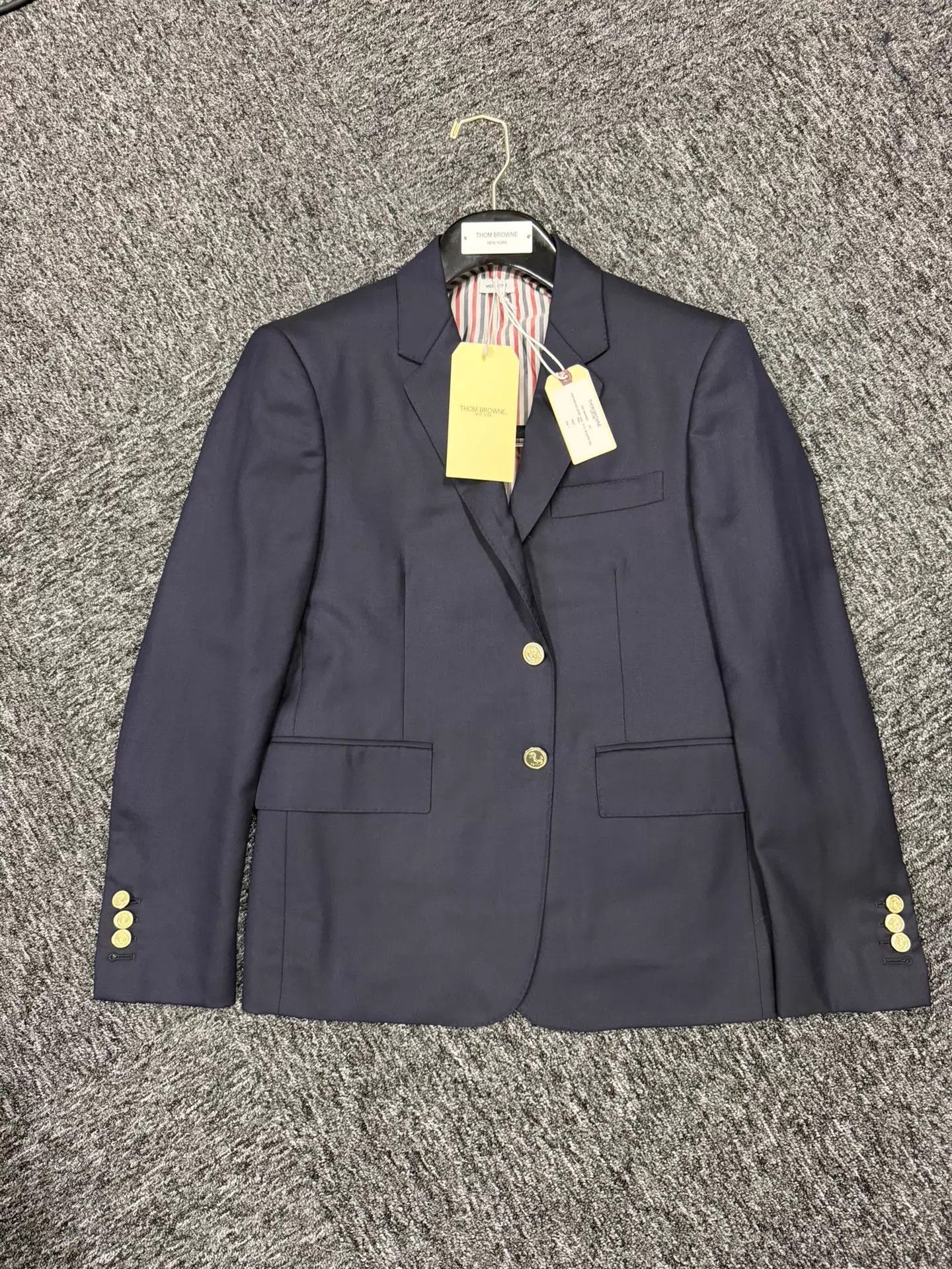 Thom Browne Thom Browne Men's Classic Slim Suit Navy Gold Buttons Wool Size US S / EU 44-46 / 1 - 3 Thumbnail