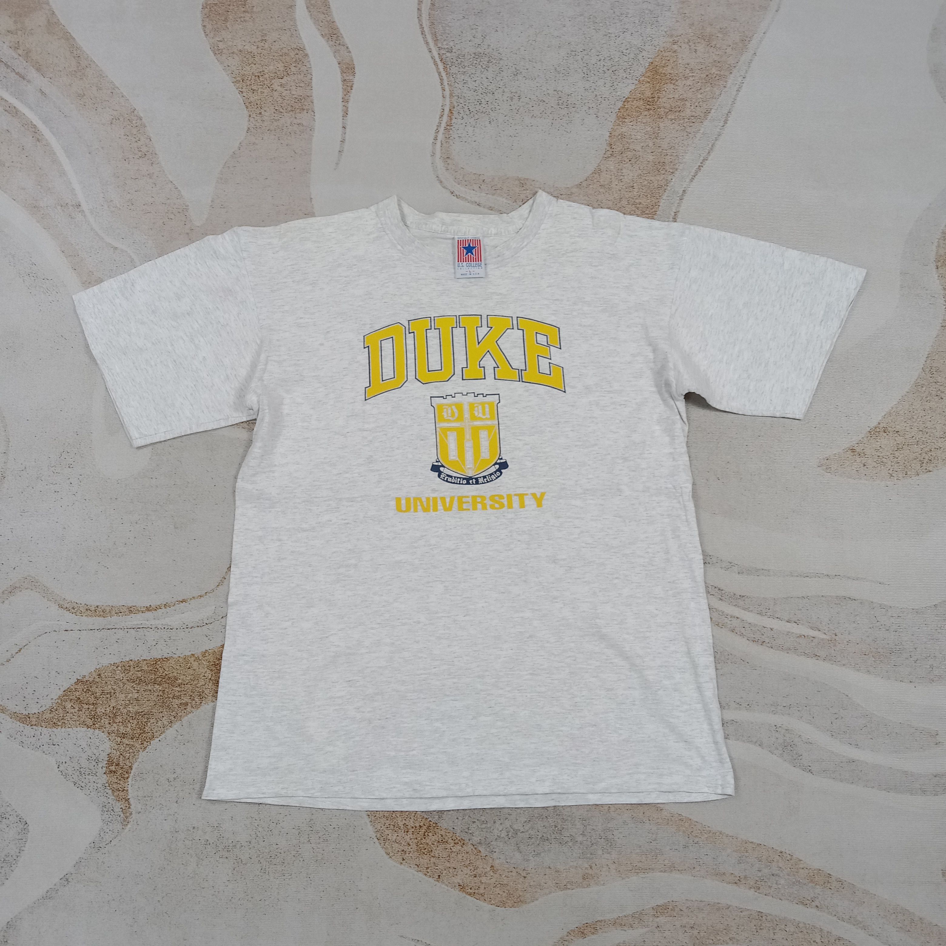 Vintage Vintage 90's Duke University USA Tshirt C285N10 Size US L / EU 52-54 / 3 - 1 Thumbnail