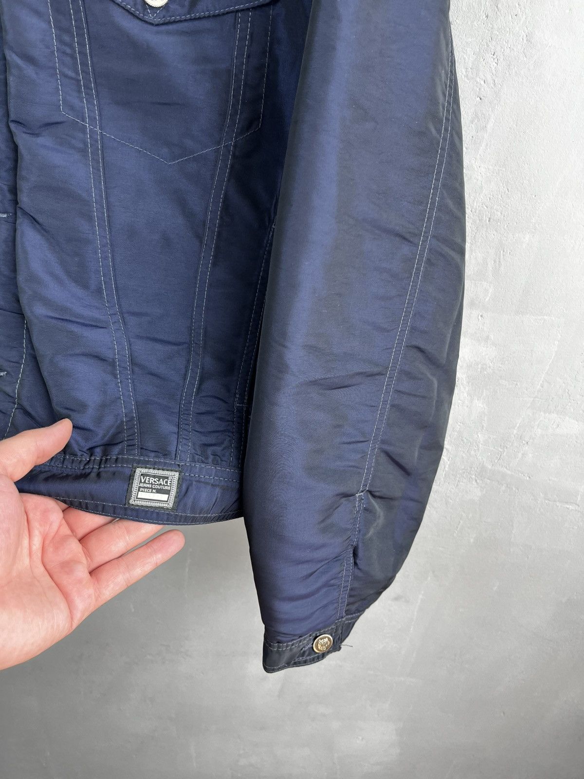 Versace Jeans Couture Versace bomber jacket vintage 90s Size US L / EU 52-54 / 3 - 6 Thumbnail
