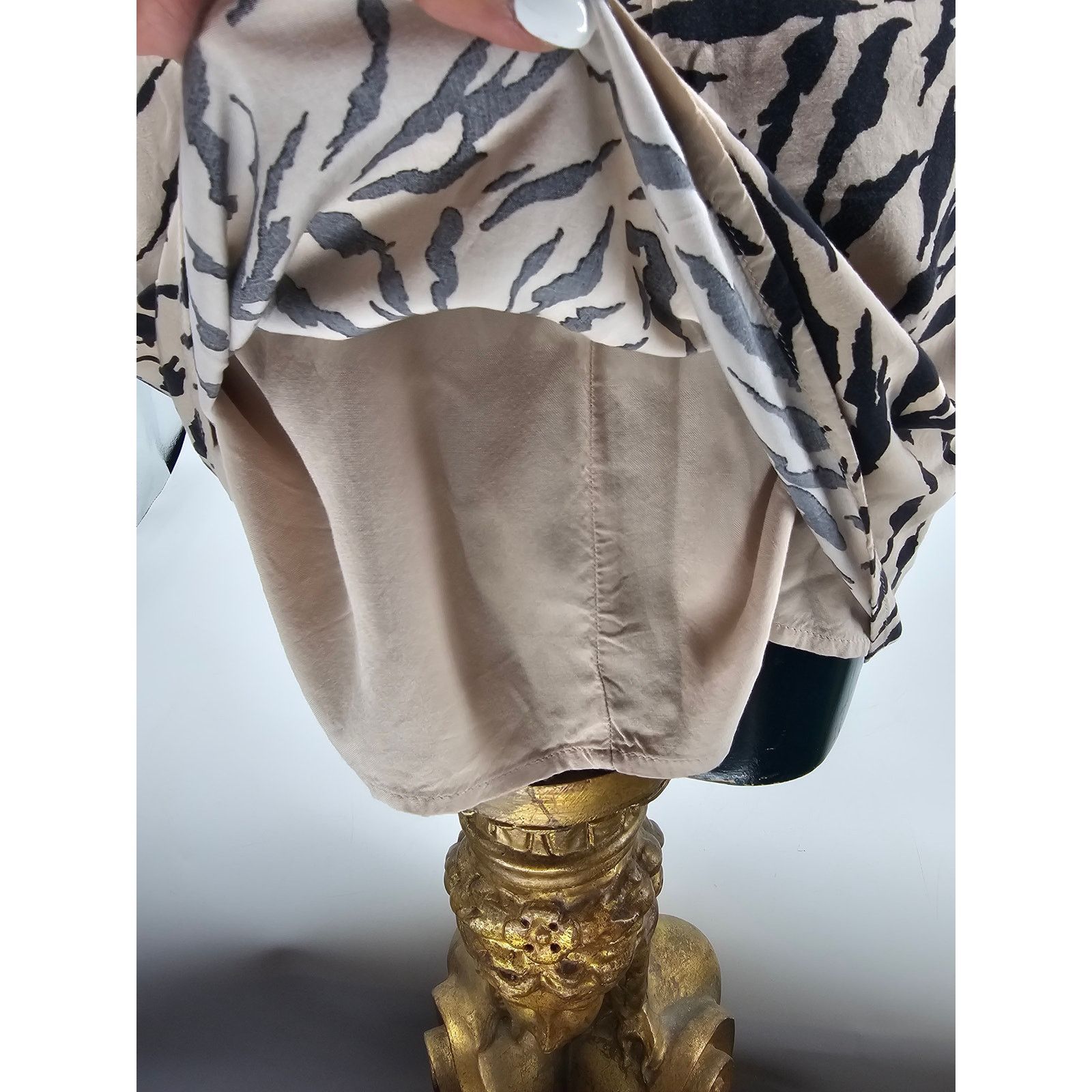 Abercrombie & Fitch Abercrombie & Fitch Tiger Animal Print Mini Skirt S 3486 Size 27" / US 4 / IT 40 - 7 Thumbnail