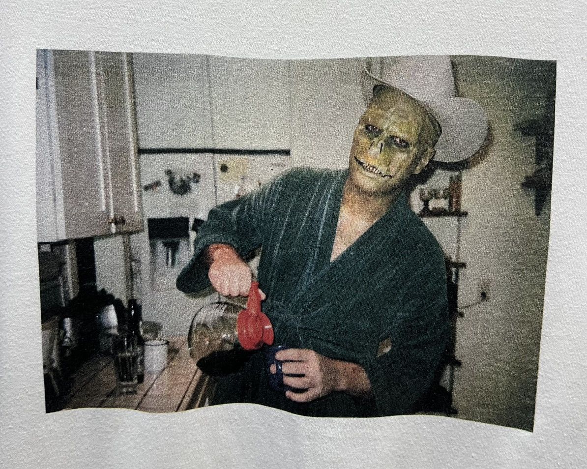 VINTAGE GILDAN LIZARD MAN COFFEE SHIRT