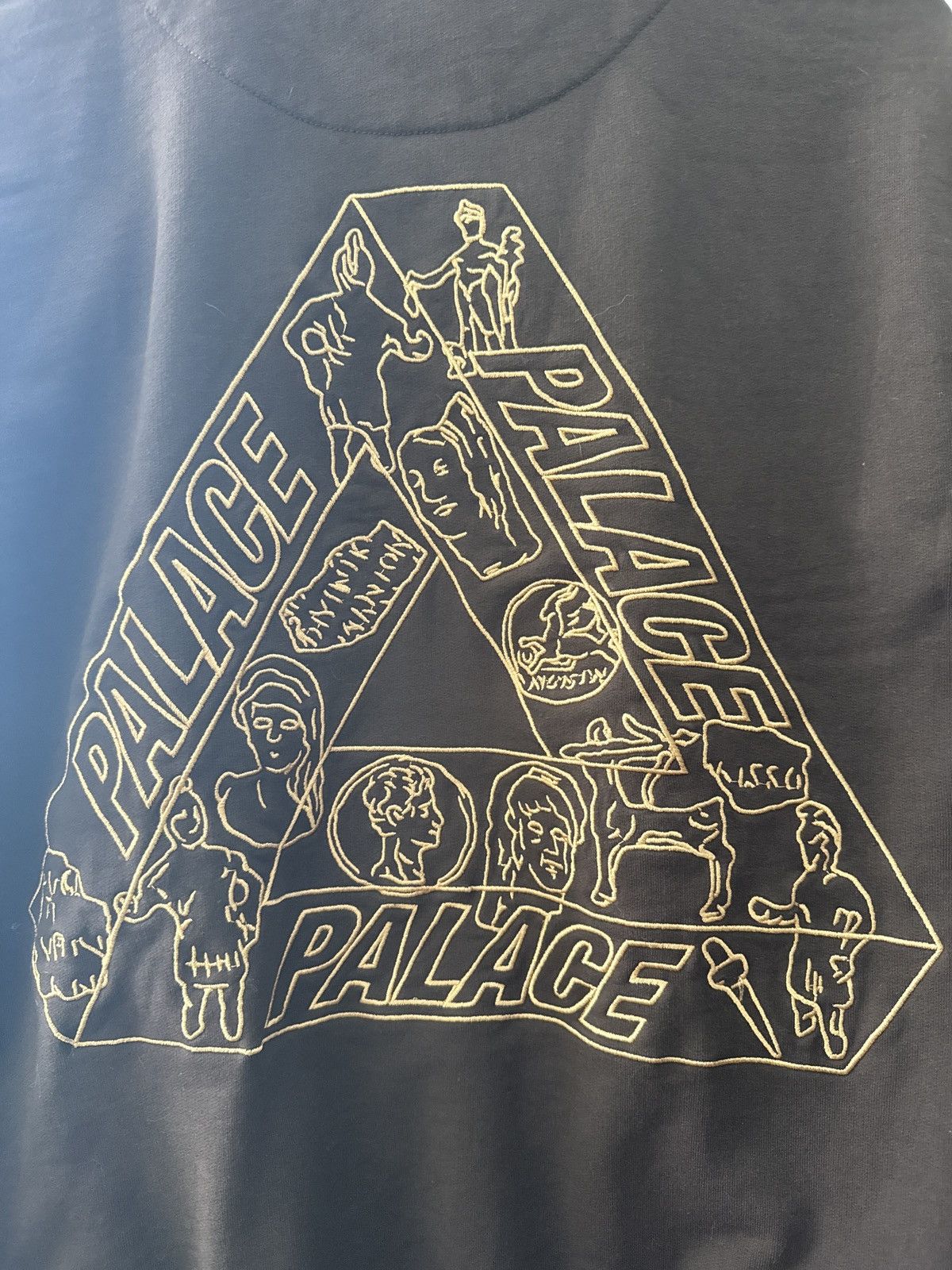 Palace Palace Tri-Archaelogy Hood SS21 in Brown size M Size US M / EU 48-50 / 2 - 5 Thumbnail