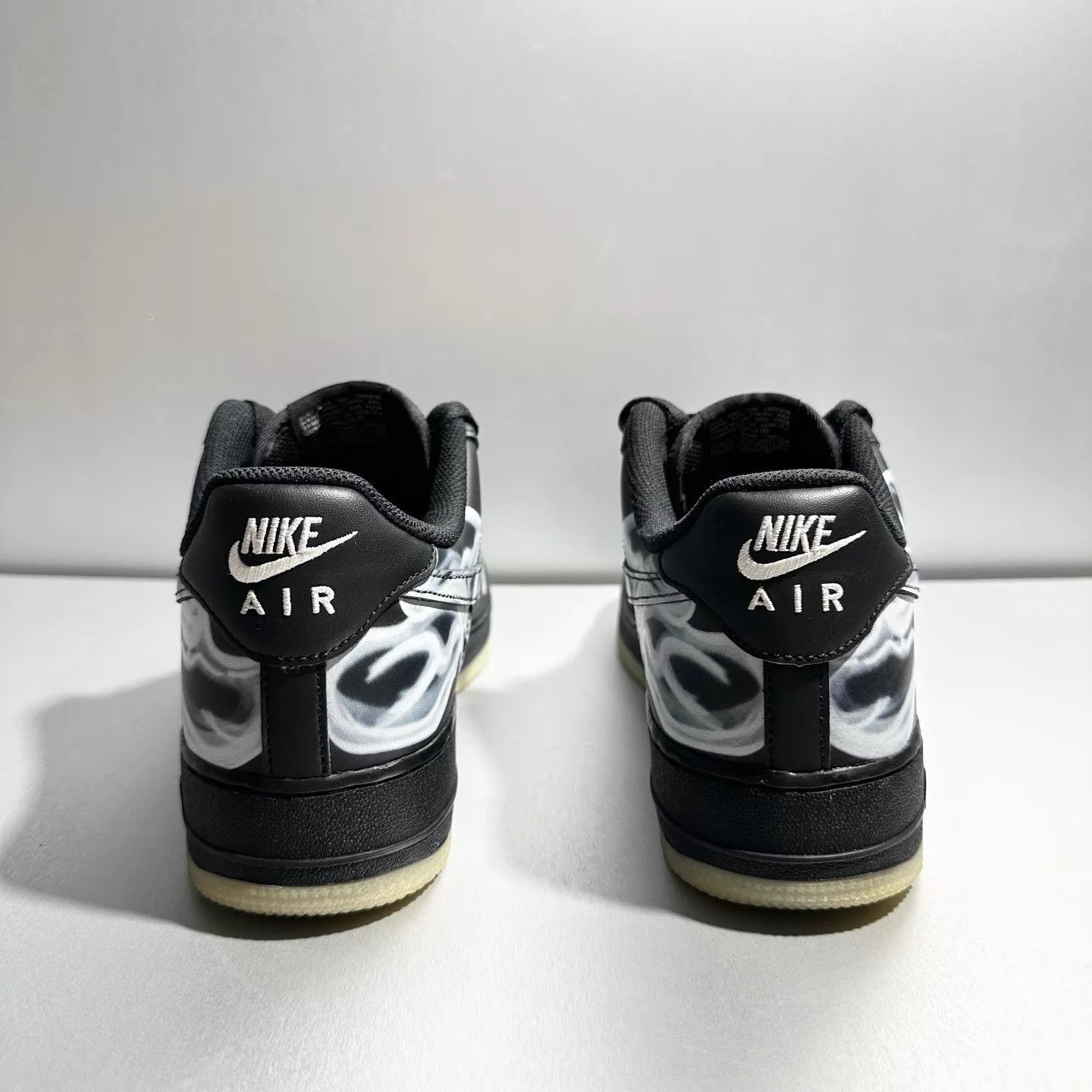 Nike AF1 Black Halloween Size 44 1x Worn Mint Size US 11 / EU 44 - 5 Thumbnail