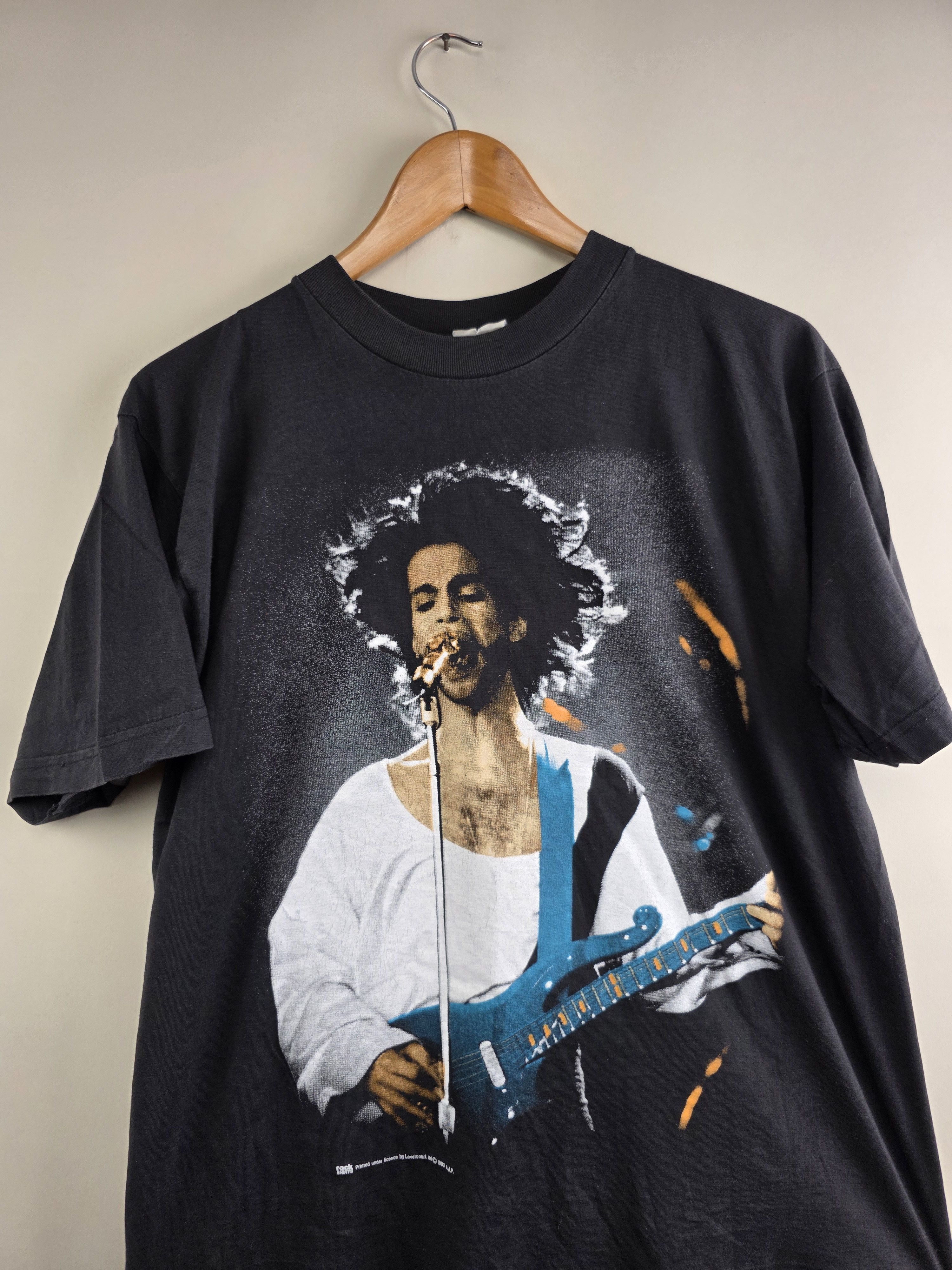 Band Tees 1993 Prince 90s Band Tee vintage L 21" 29" Size US L / EU 52-54 / 3 - 2 Thumbnail