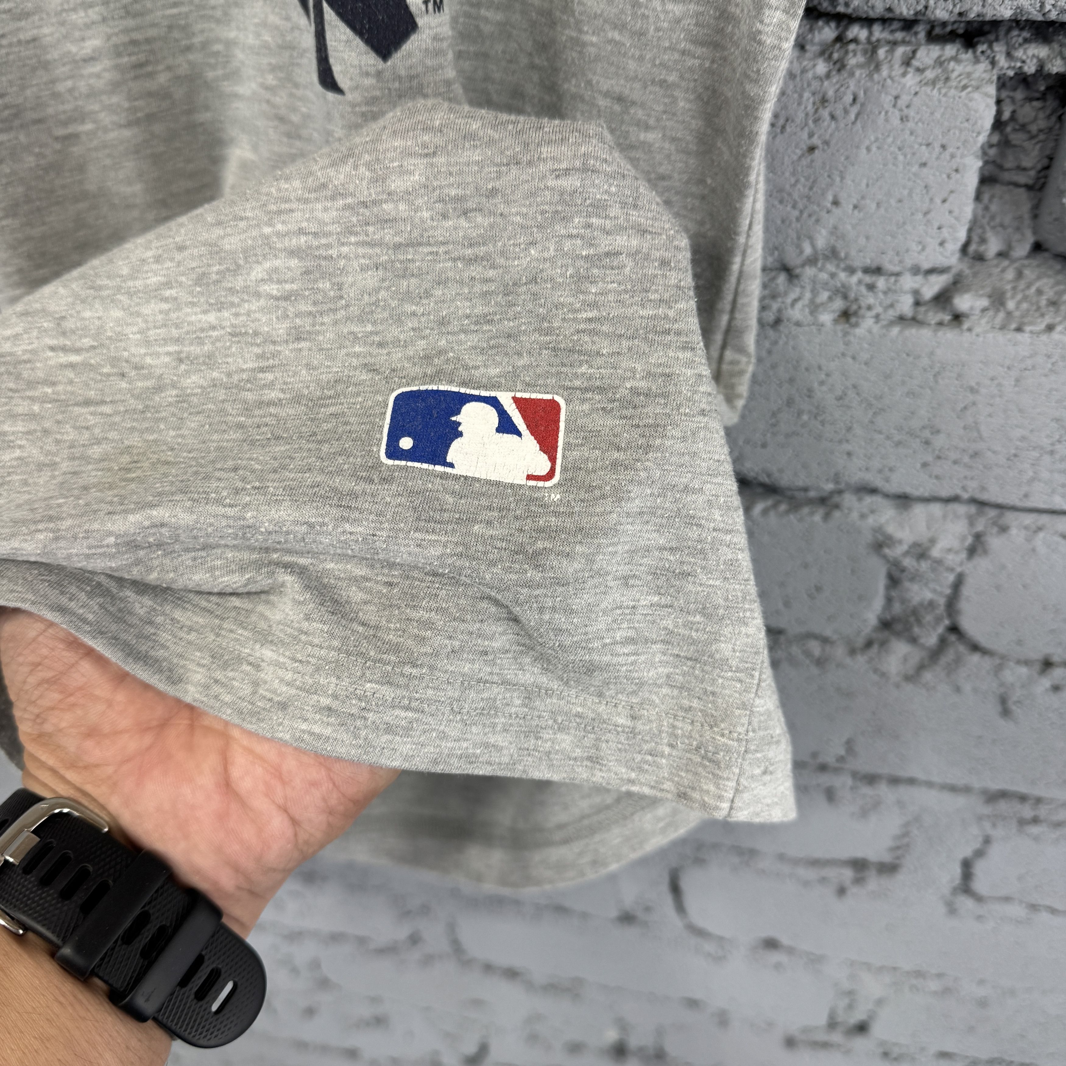 Vintage New York Yankees Big Logo Tshirt