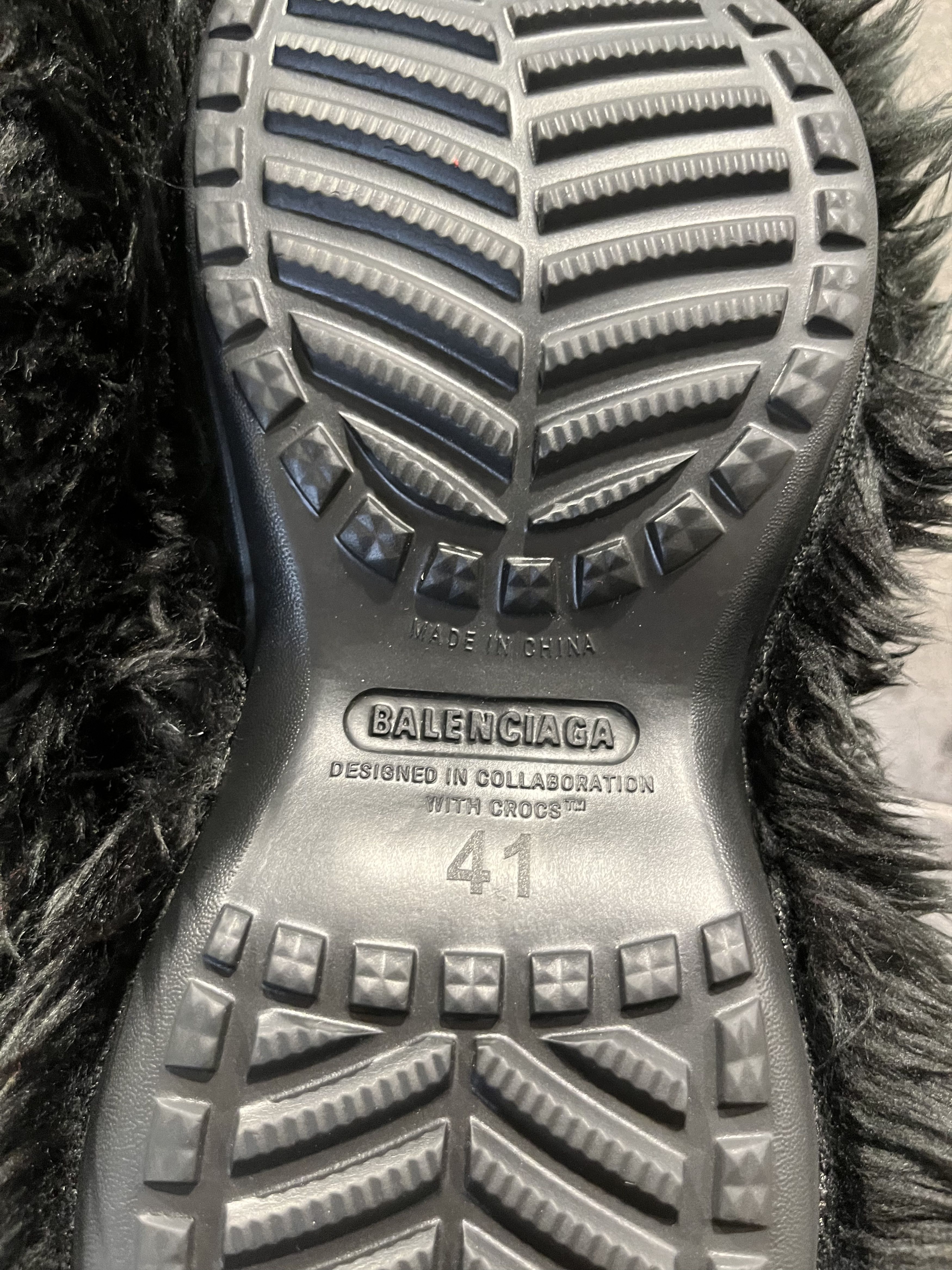 Balenciaga × Crocs Balenciaga furry hair crocs mules Size US 8 / EU 41 - 4 Thumbnail