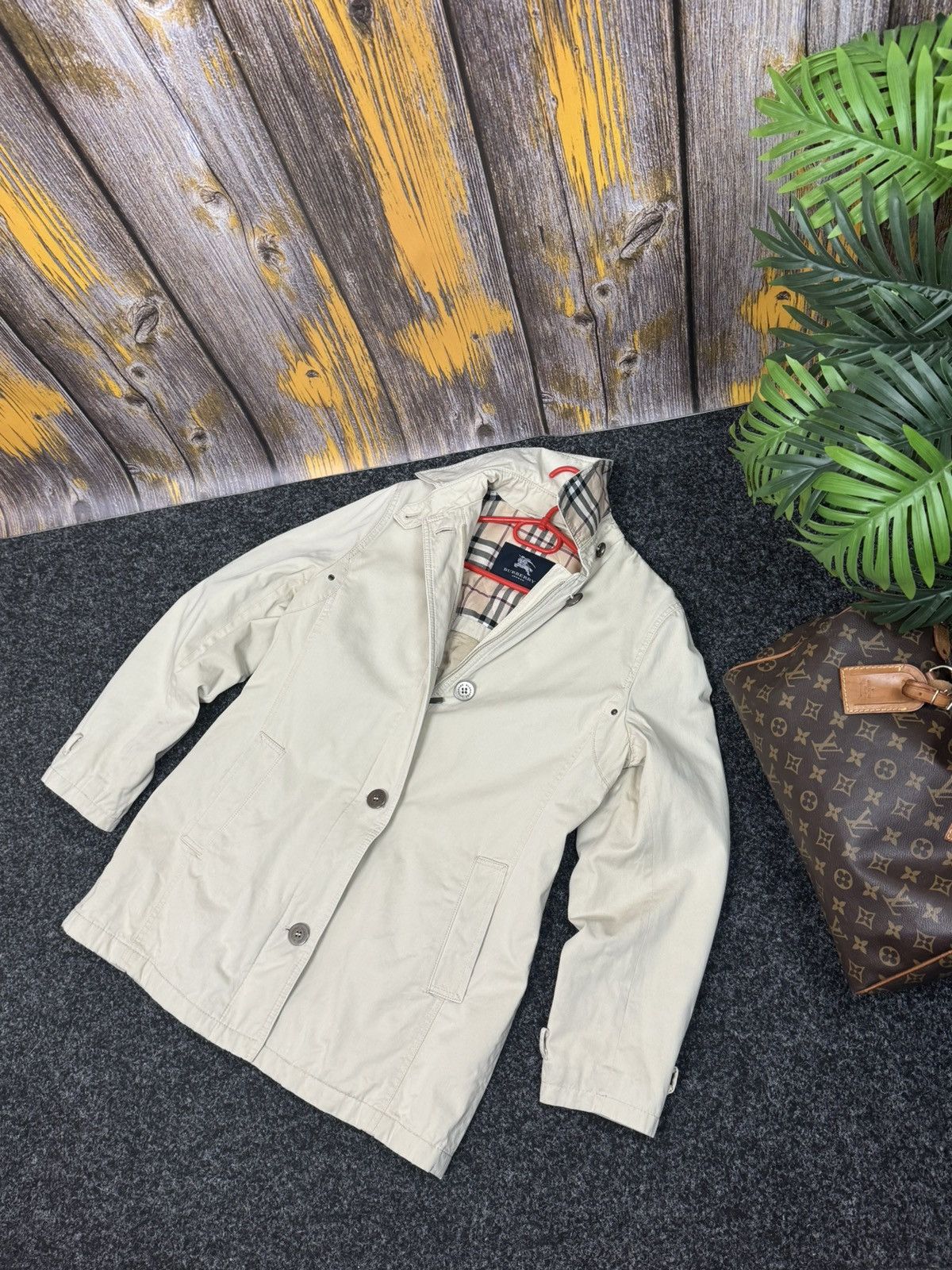 Burberry Burberry London Woman Trench Jacket Vintage Size M Size M / US 6-8 / IT 42-44 - 25 Thumbnail