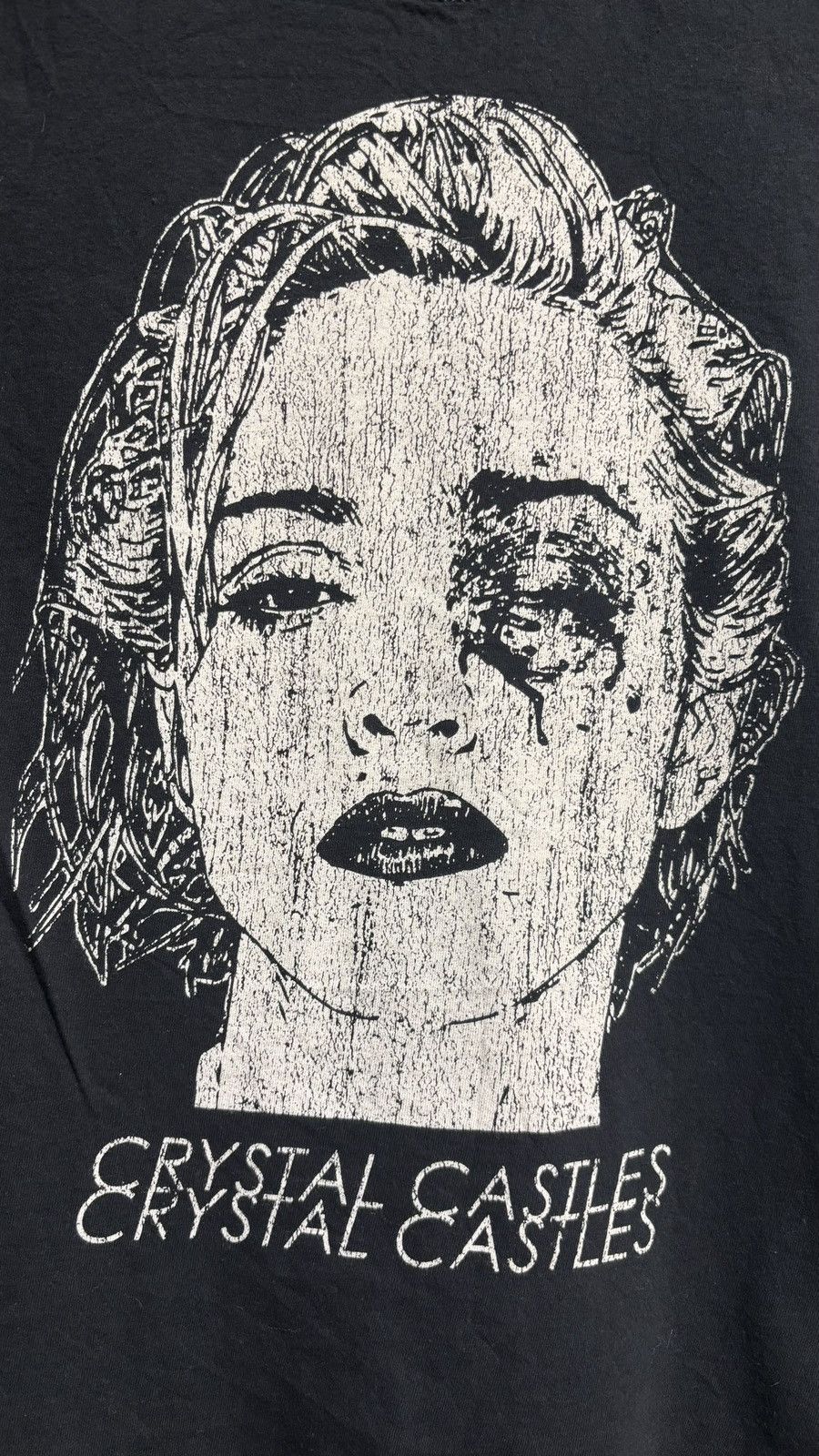 Band Tees Crystal Castles Black Eyed Madonna Size US M / EU 48-50 / 2 - 2 Thumbnail