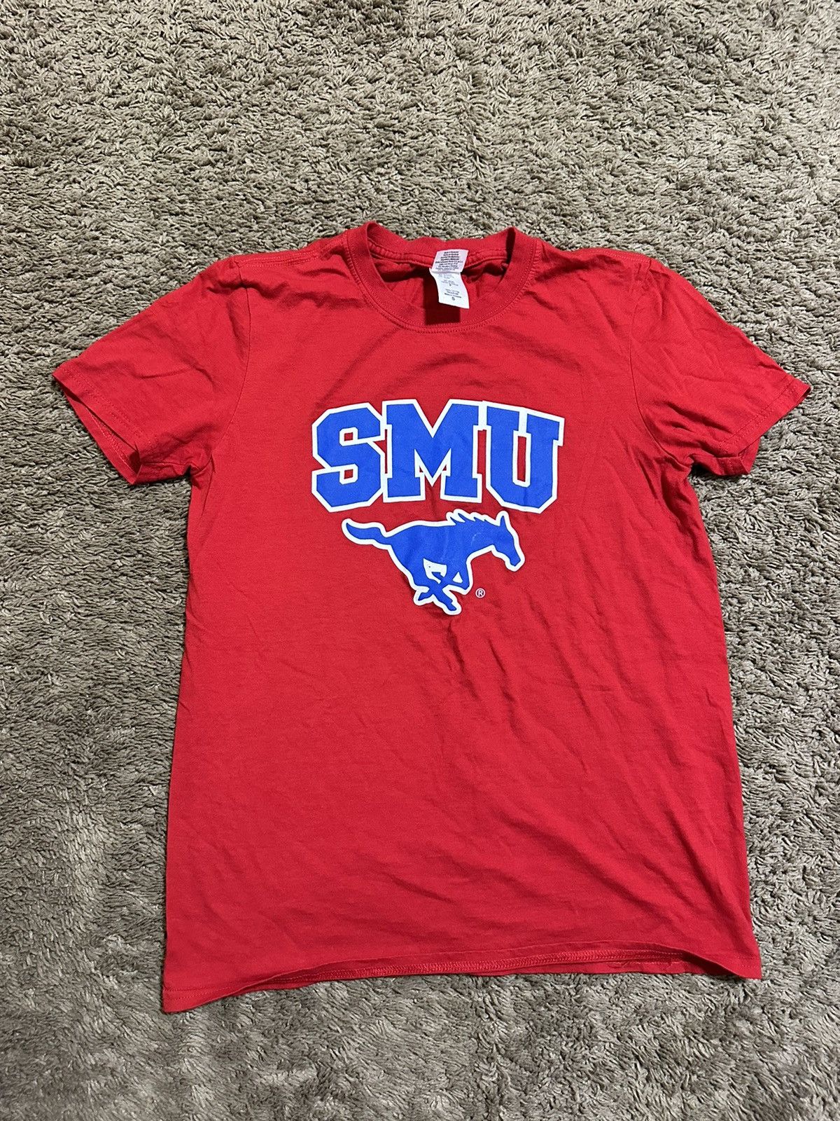 NCAA × Vintage Vintage NCAA SMU Mustangs “triple red” shirt 00s size small Size US S / EU 44-46 / 1 - 1 Thumbnail