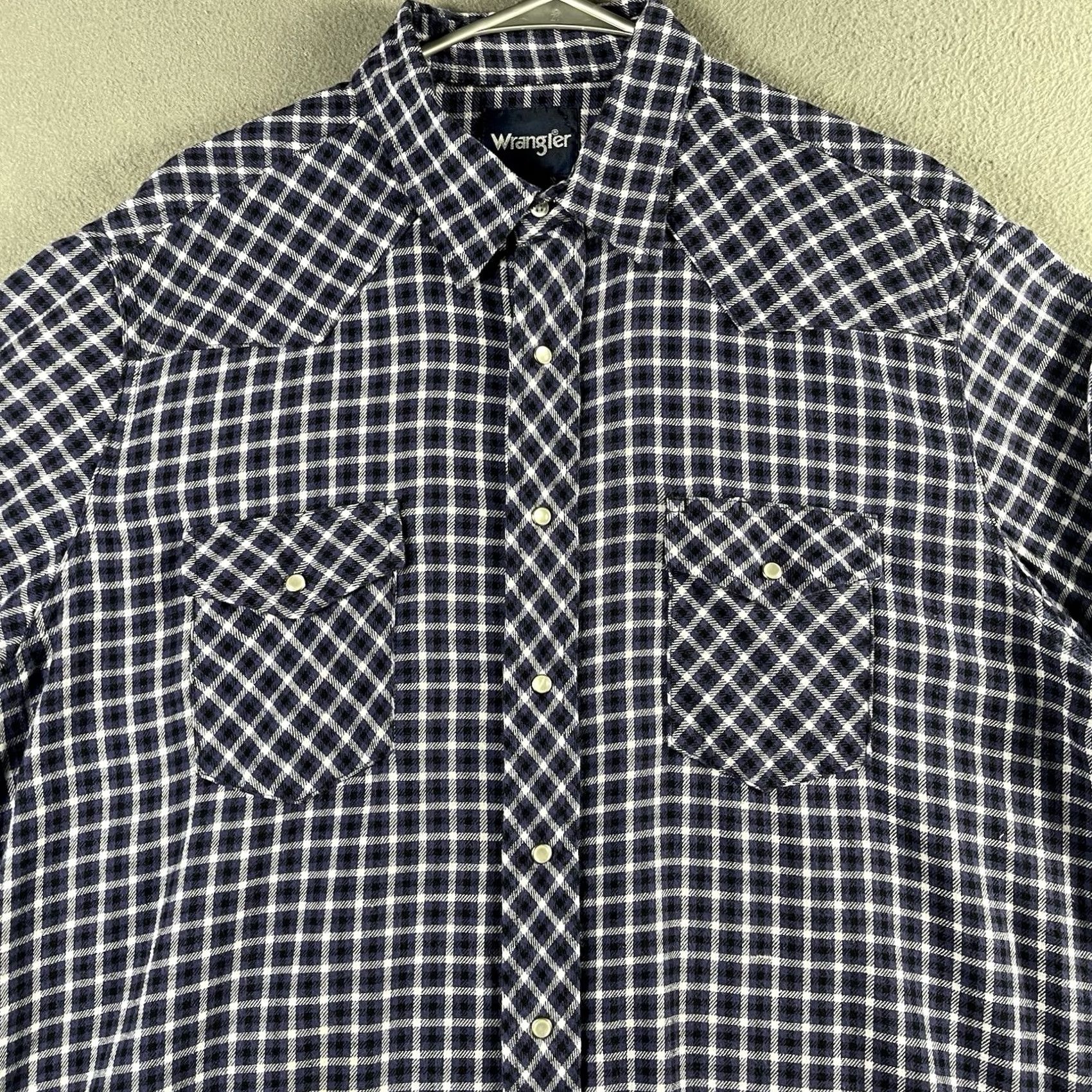 Wrangler VINTAGE Wrangler Pearl Snap Flannel Shirt Men’s XLT Blue Check Heavyweight VTG Wrangler Shirt Men’s XLT Blue Check Heavyweight Size US XL / EU 56 / 4 - 2 Thumbnail