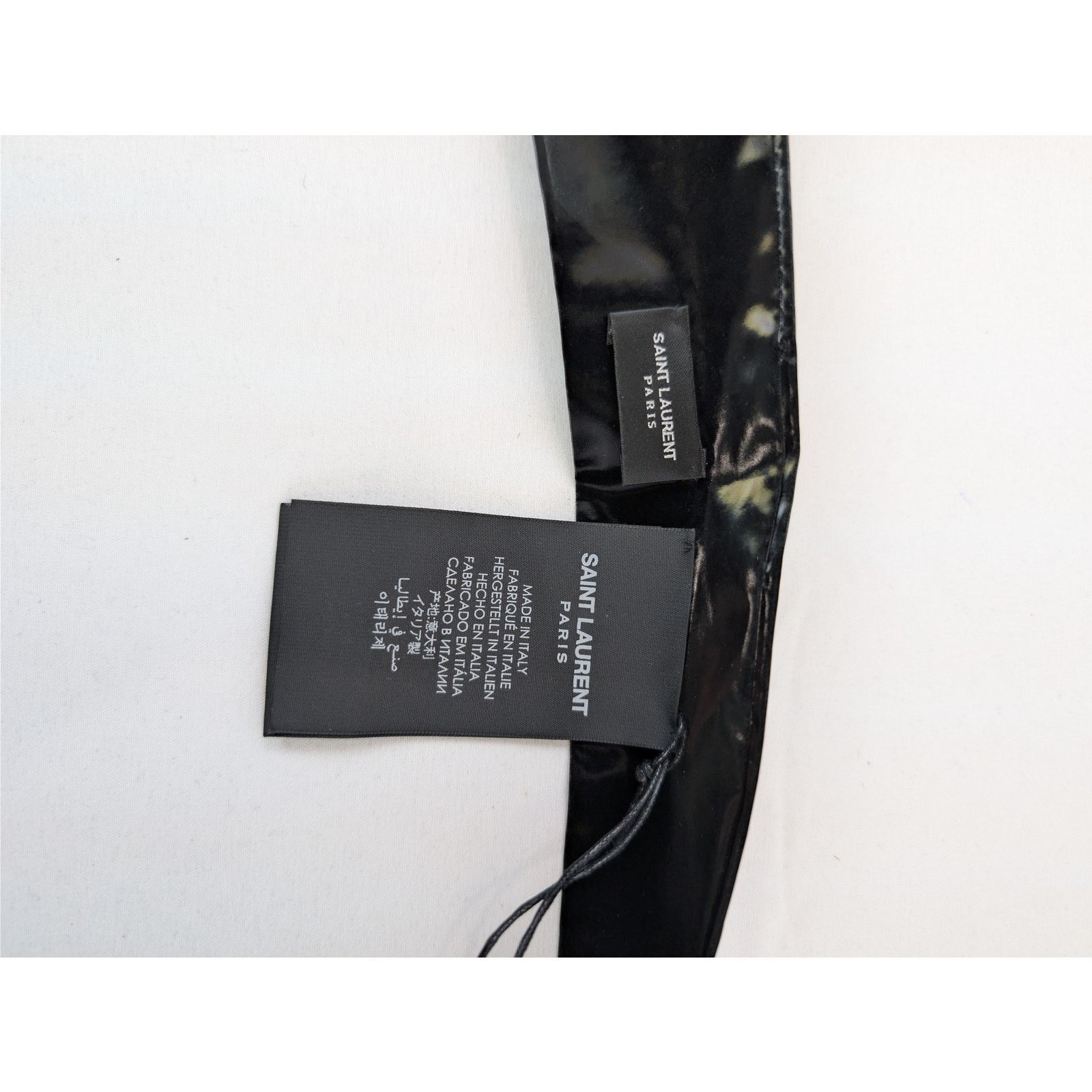 Saint Laurent Paris o1rshd1 Size: OS/ Satin Graduation Stole/Sash Tie in Black Size ONE SIZE - 9 Thumbnail