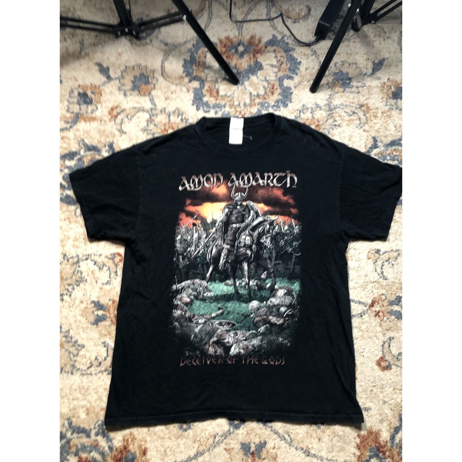 Gildan AMON AMARTH DECEIVER OF THE GODS Tour T Shirt 2014 Size Large Black Crew Neck Short Sleeve Double-Sided Mens Band Metal Music Gildan L Size US L / EU 52-54 / 3 - 2 Thumbnail