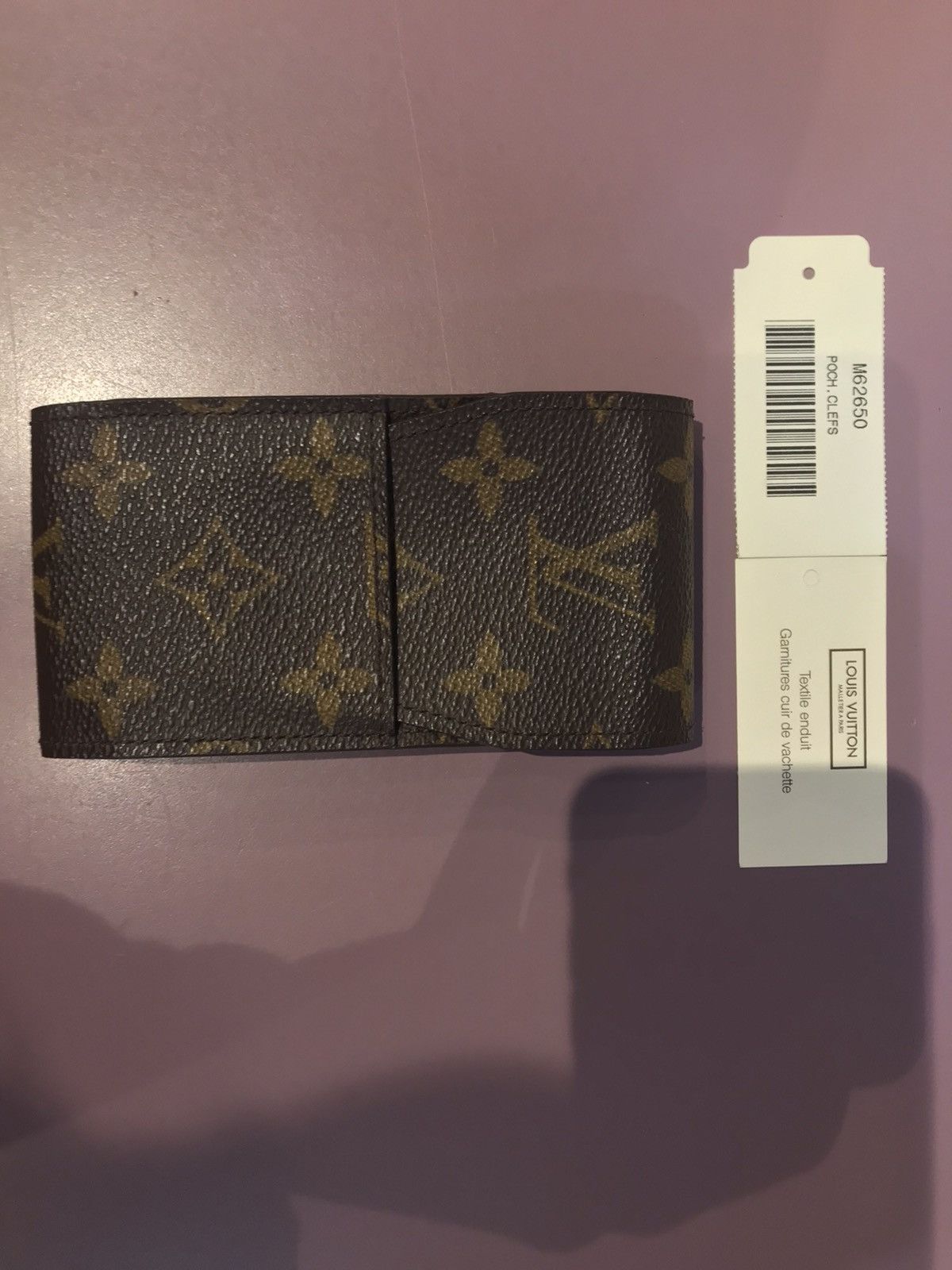 image of 90's Deadstock Lv Louis Vuitton Monogram Phone Card Pouch Bag in Brown, Men's