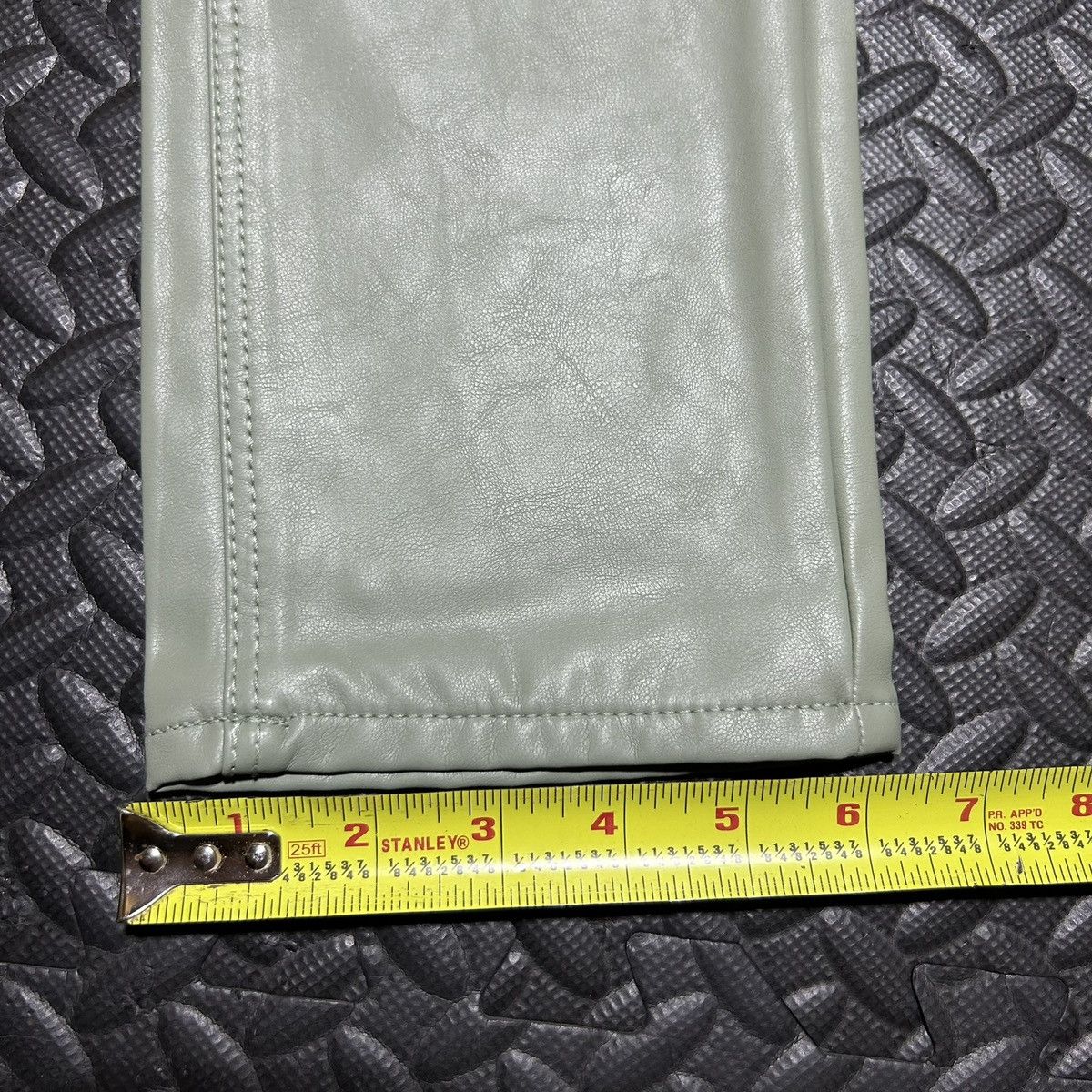 American Eagle Outfitters American Eagle Pants Vegan Leather High Rise Straight Sz 000 Size 24" / US 00 / IT 34 - 8 Thumbnail