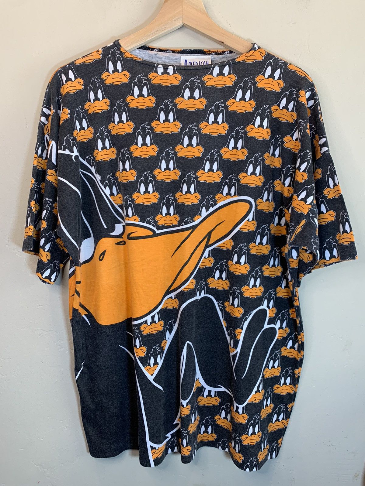 Vintage × Warner Bros RARE* Vintage 1992 Daffy Duck AOP Single Stitch Looney Shirt Size US M / EU 48-50 / 2 - 1 Thumbnail