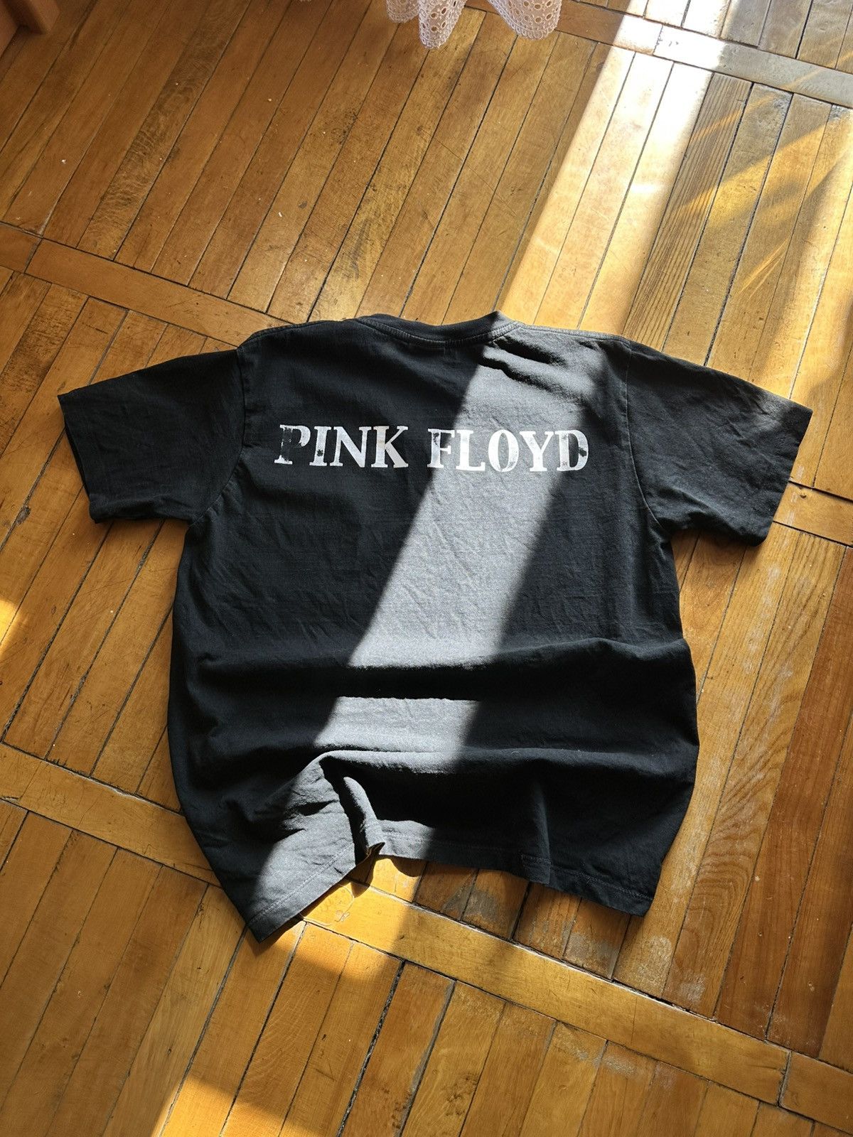 Band Tees 🔥 Vintage 90s PINK FLOYD THE DARK SIDE OF THE MOON T SHIRT Size US M / EU 48-50 / 2 - 5 Thumbnail