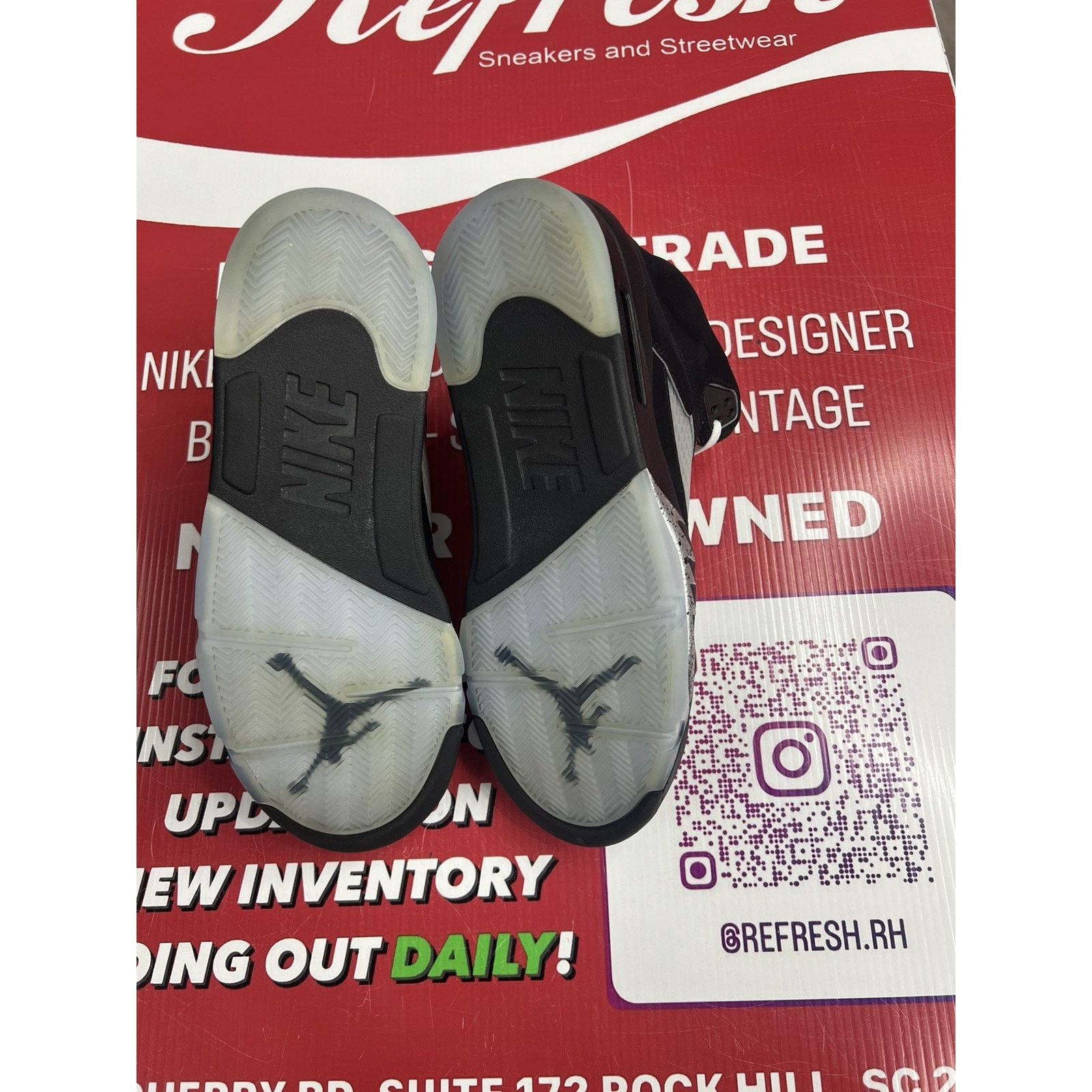 Jordan Brand Air Jordan 5 Black Metallic Reimagined Size 11 HF3975-001 Size US 11 / EU 44 - 2 Thumbnail