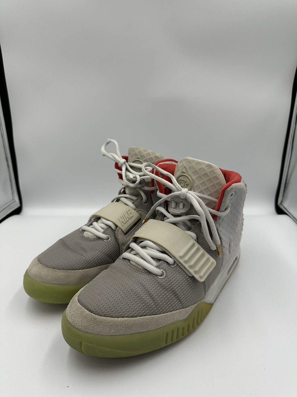 Kanye West × Nike Nike Yeezy 2 Platinum Edition Size US 11 / EU 44 - 1 Thumbnail