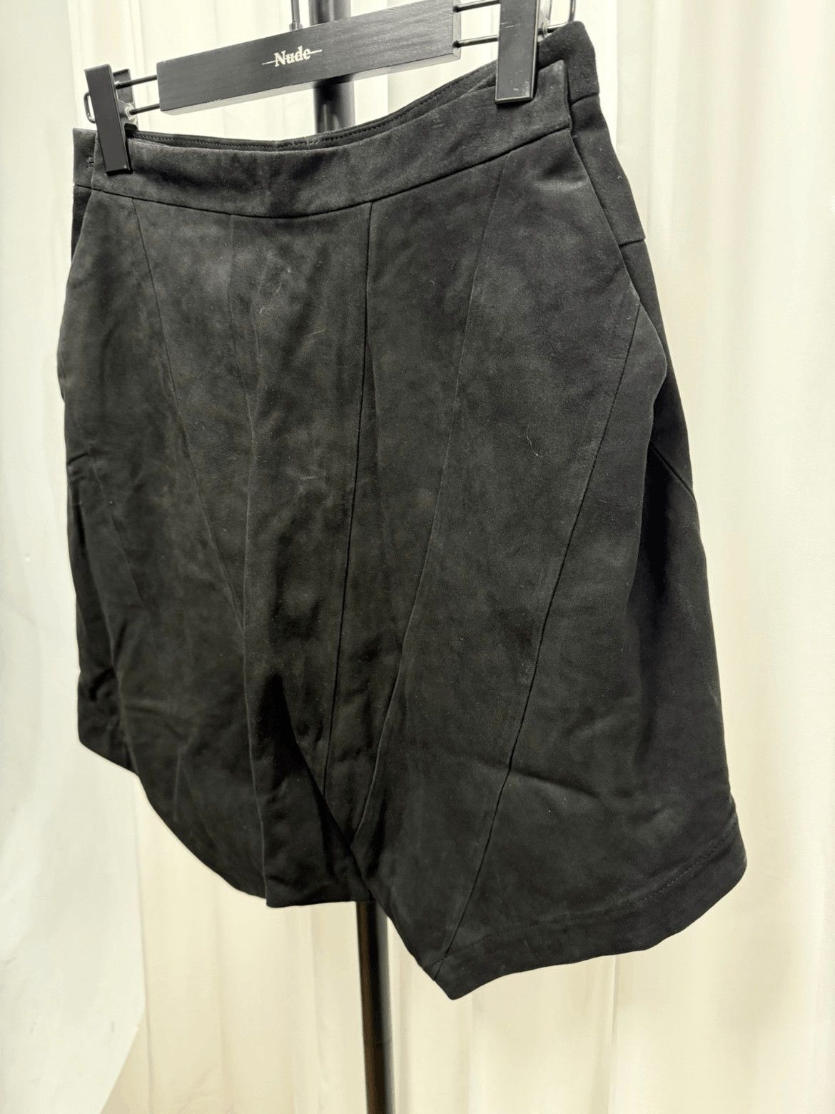 Julius Sz 2 Julius 17SS Lamb Leather Shorts Size US 30 / EU 46 - 2 Thumbnail