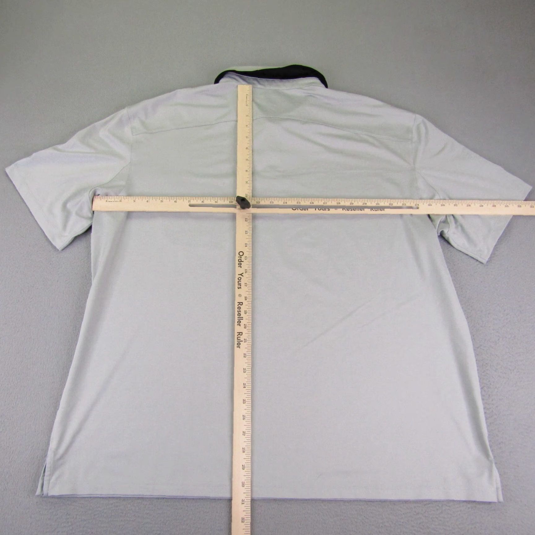 Vintage Duluth Polo Shirt Mens 2XL Gray Regular Fit Short Sleeve Polo Outdoor Work Performance Flex Polyester Spandex Button Pockets 2XL Mens Size US XXL / EU 58 / 5 - 4 Thumbnail