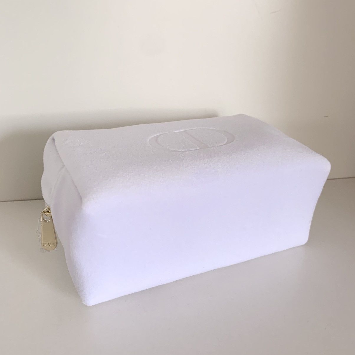 Dior Dior fuzzy white zippy pouch Size ONE SIZE - 13 Thumbnail