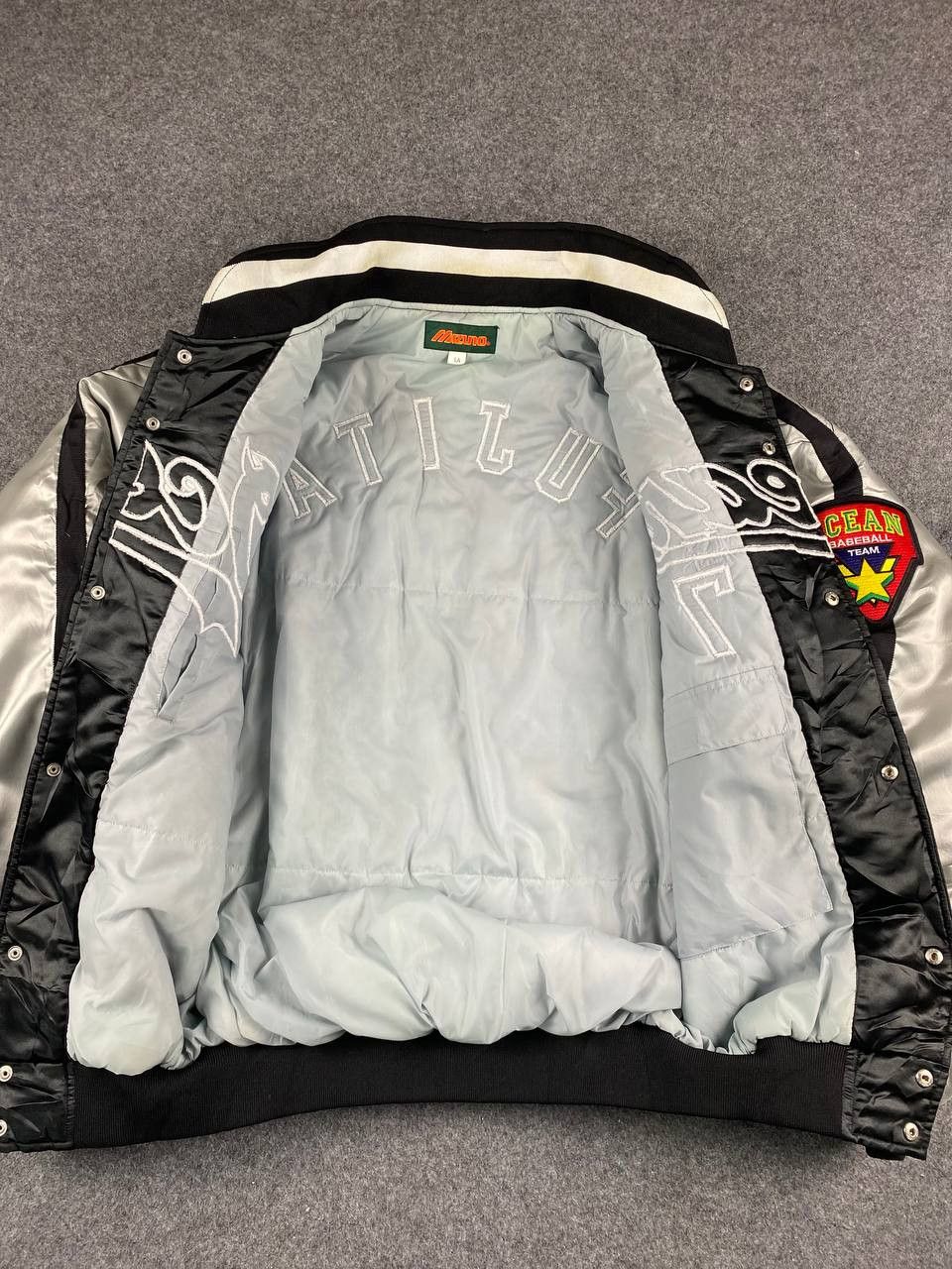 Mizuno vintage mizuno ocean baseball team bomber jacket nice design Size US L / EU 52-54 / 3 - 7 Thumbnail