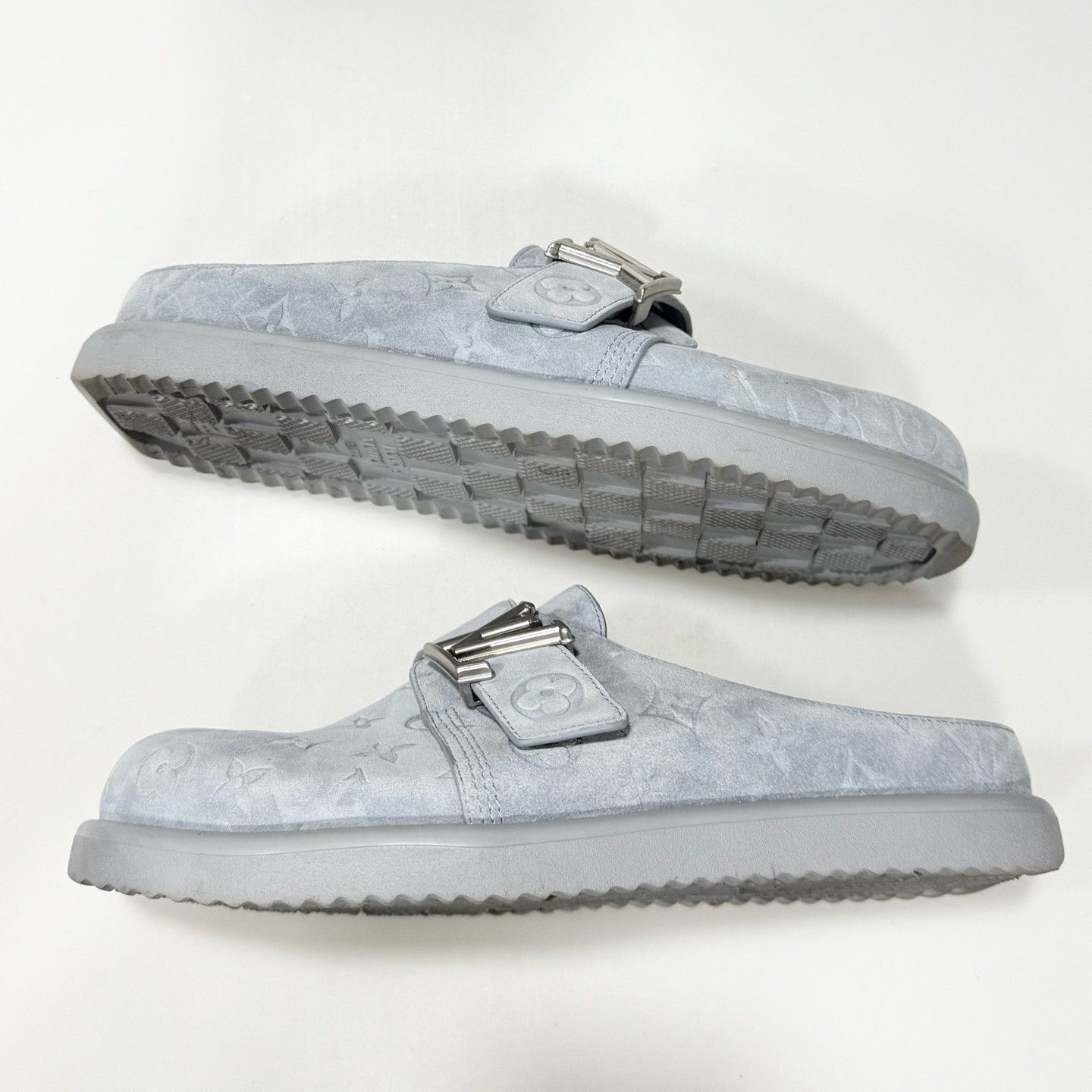 Louis Vuitton Louis Vuitton Blue Suede Monogram Mules Size US 8 / EU 41 - 2 Thumbnail