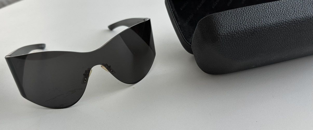 Balenciaga Balenciaga black shield BB mask sunglasses Size ONE SIZE - 5 Thumbnail