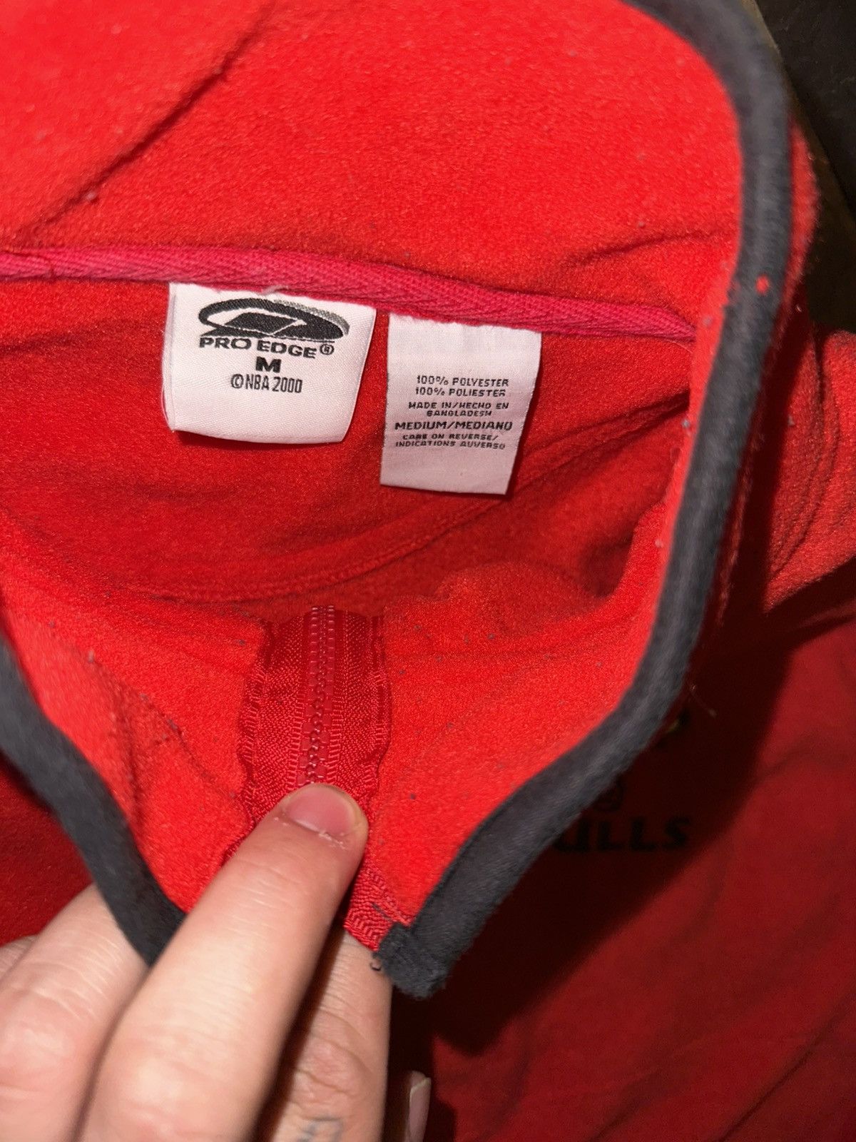 Pro Edge Vintage Chicago Bulls NBA Pro Edge full zip fleece vest red Size US M / EU 48-50 / 2 - 4 Thumbnail
