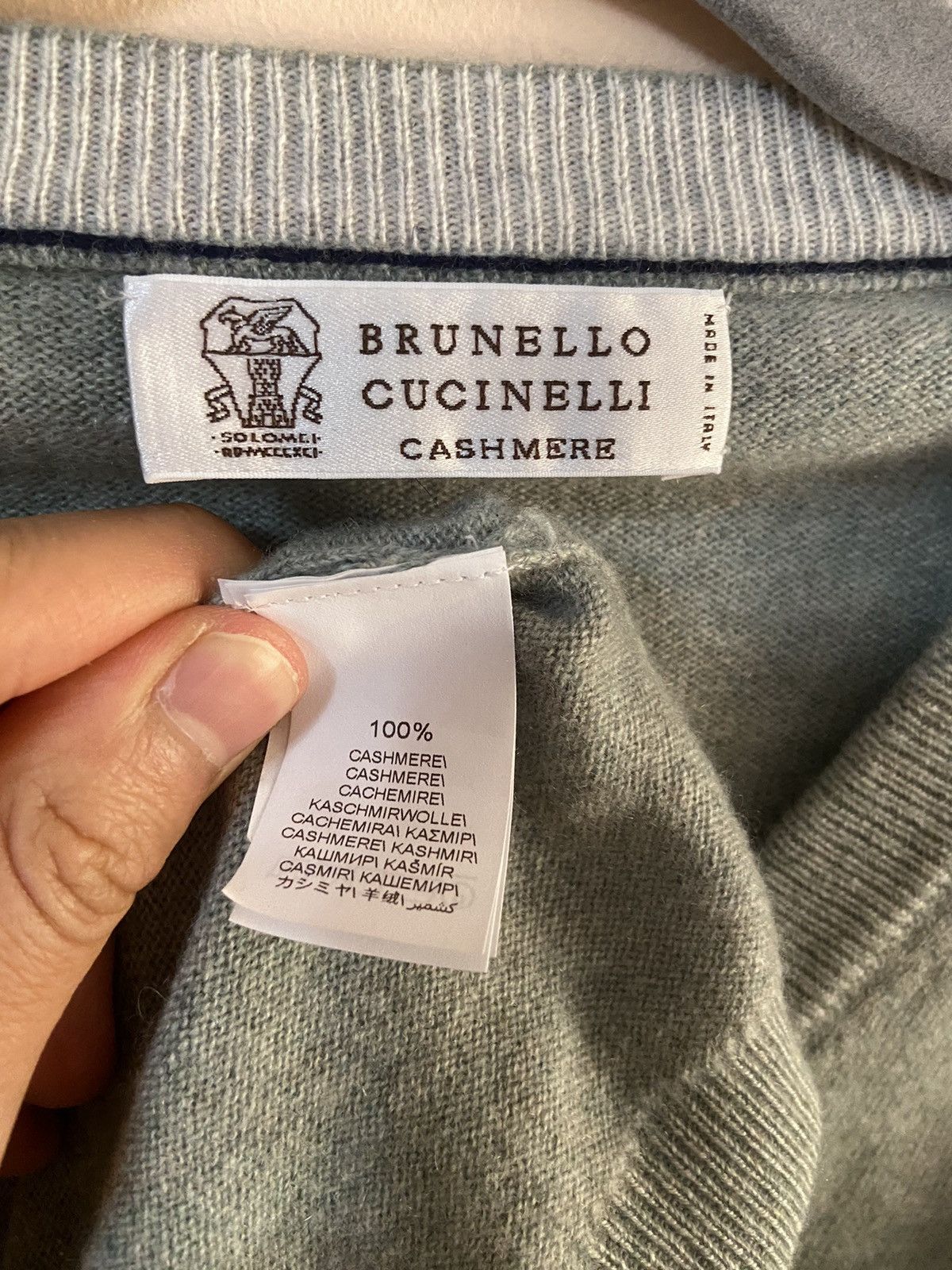 Brunello Cucinelli V-Neck Cashmere Sweater Size US M / EU 48-50 / 2 - 5 Thumbnail