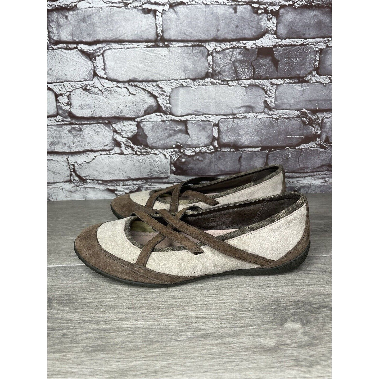 Patagonia Patagonia Beige Suede Brown Maryjane Strap Comfort Shoes Wom Size US 8 / IT 38 - 1 Thumbnail
