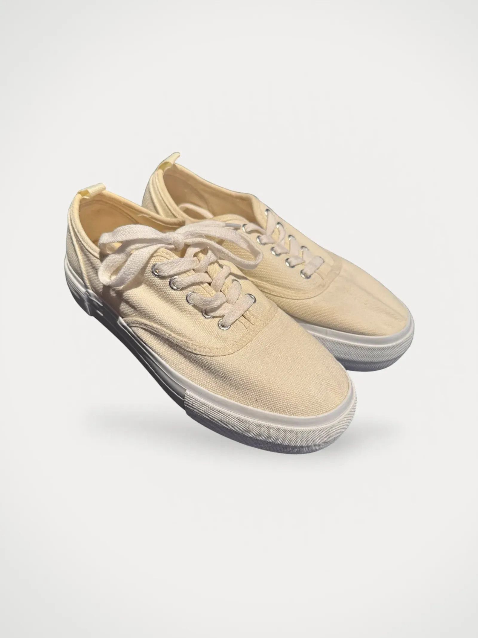 H&M H&M Divided Sneakers Size US 8 / IT 38 - 1 Thumbnail