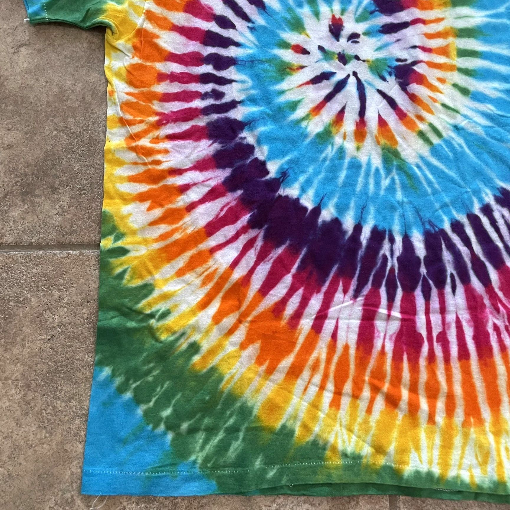 Hanes VTG Hanes Tie-dye Shirt Mens Size L 100% Cotton USA Multicolor Single Stitch T-Shirt Mens L Size US L / EU 52-54 / 3 - 3 Thumbnail