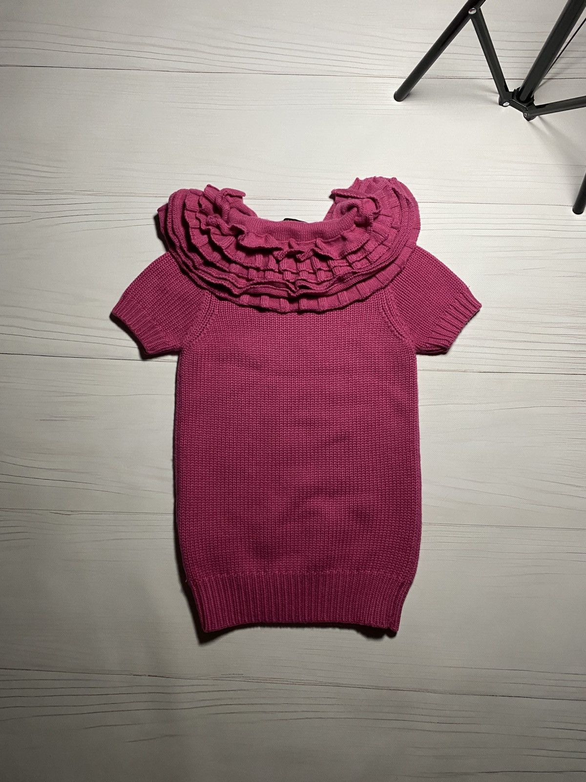 Prada Vintage Prada Virgin Wool Ruffle Knit short sleeve Sweater Size XS / US 0-2 / IT 36-38 - 2 Thumbnail